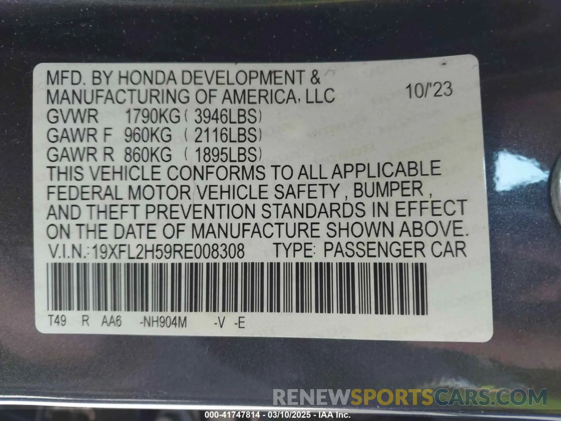 9 Photograph of a damaged car 19XFL2H59RE008308 HONDA CIVIC 2024