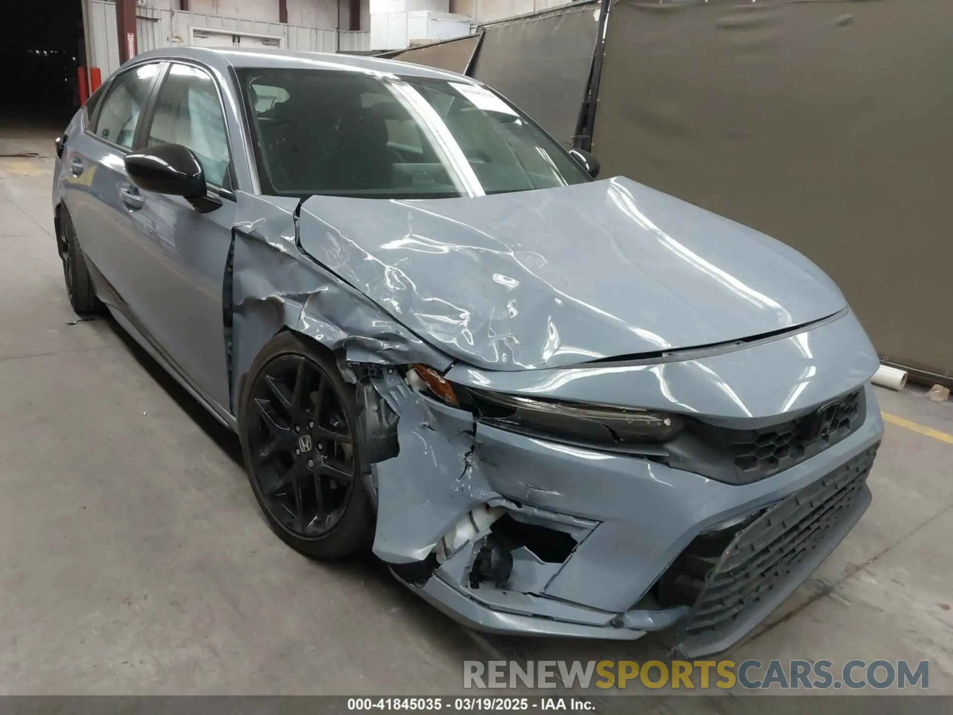 1 Фотография поврежденного автомобиля 19XFL2H81RE027767 HONDA CIVIC 2024