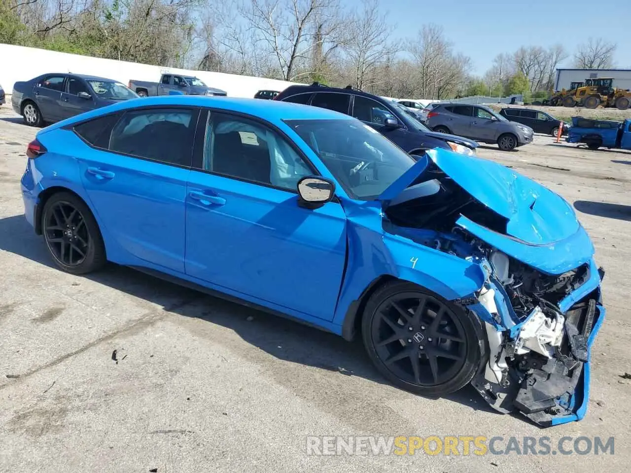 4 Photograph of a damaged car 19XFL2H82RE022996 HONDA CIVIC 2024