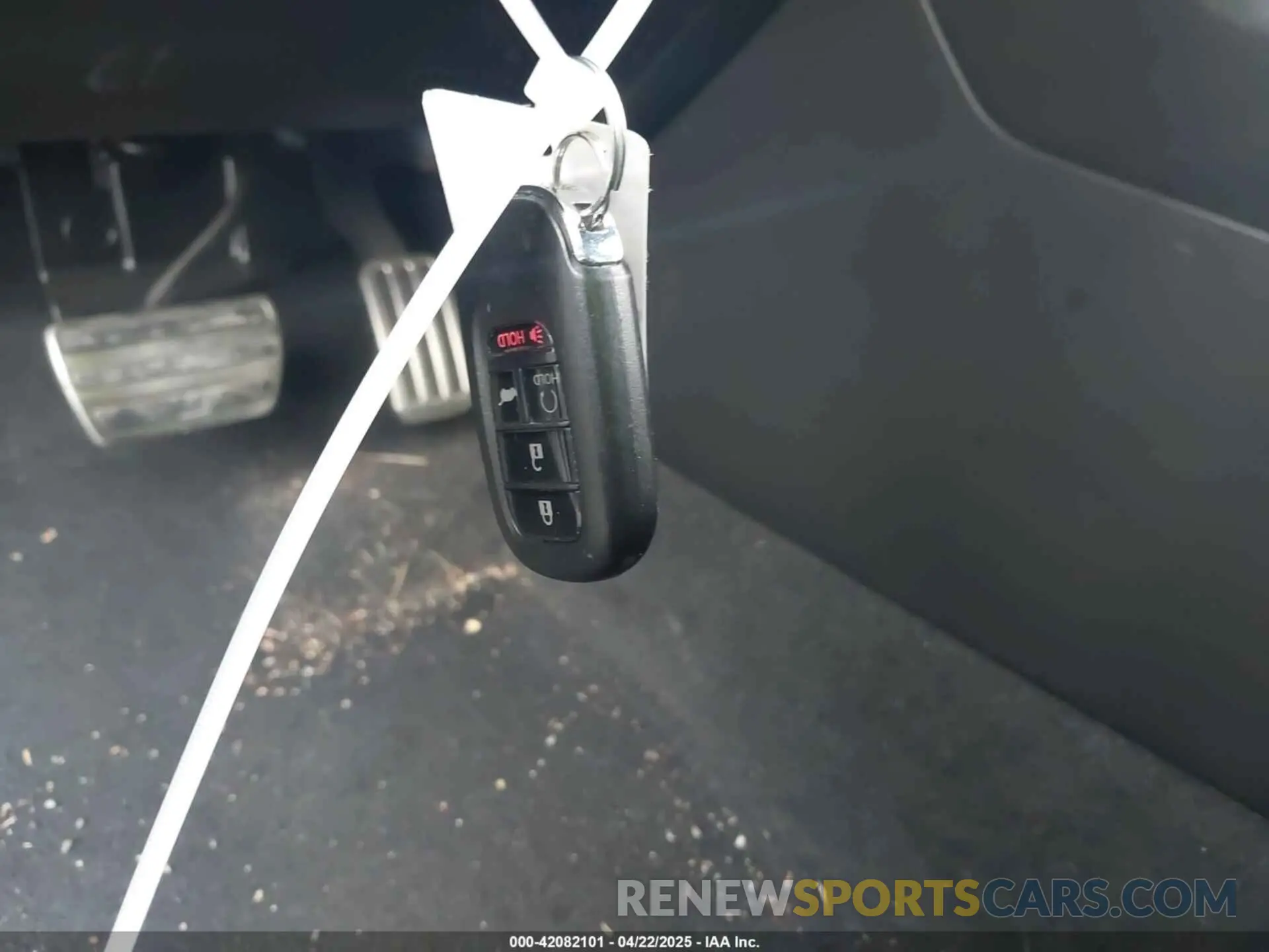 11 Photograph of a damaged car 19XFL2H83RE004913 HONDA CIVIC 2024
