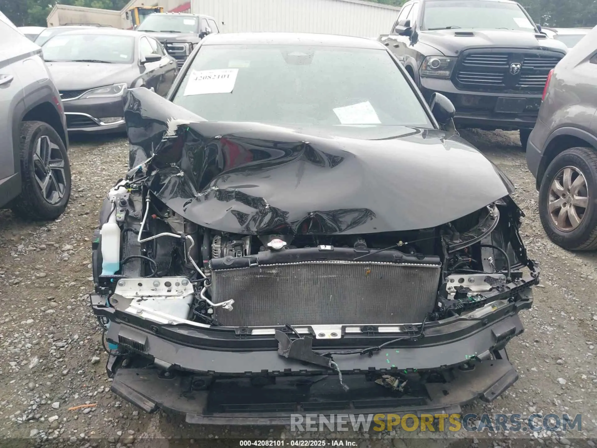 6 Photograph of a damaged car 19XFL2H83RE004913 HONDA CIVIC 2024