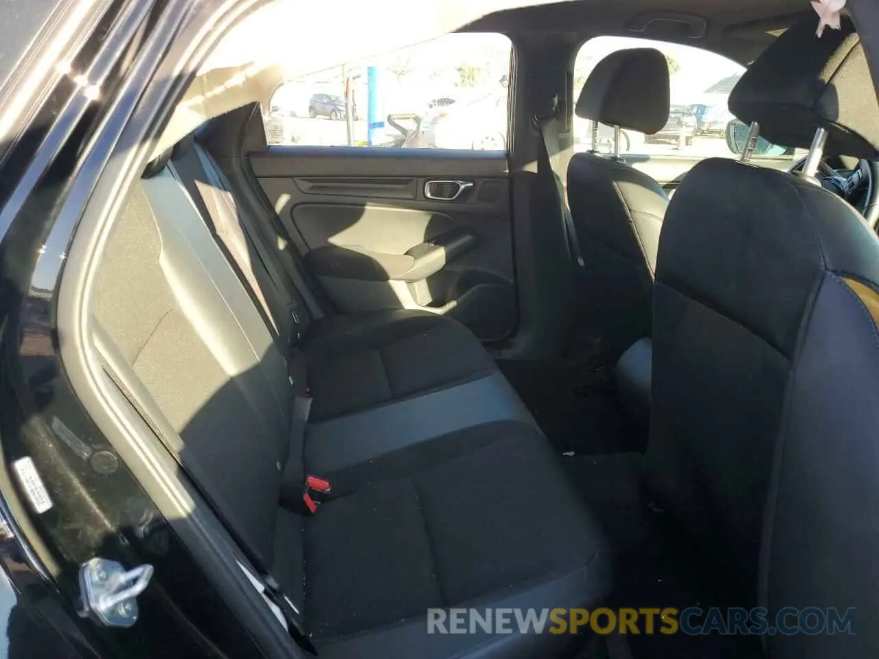 10 Photograph of a damaged car 19XFL2H83RE020156 HONDA CIVIC 2024