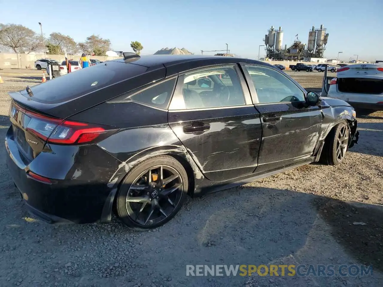 3 Photograph of a damaged car 19XFL2H83RE020156 HONDA CIVIC 2024
