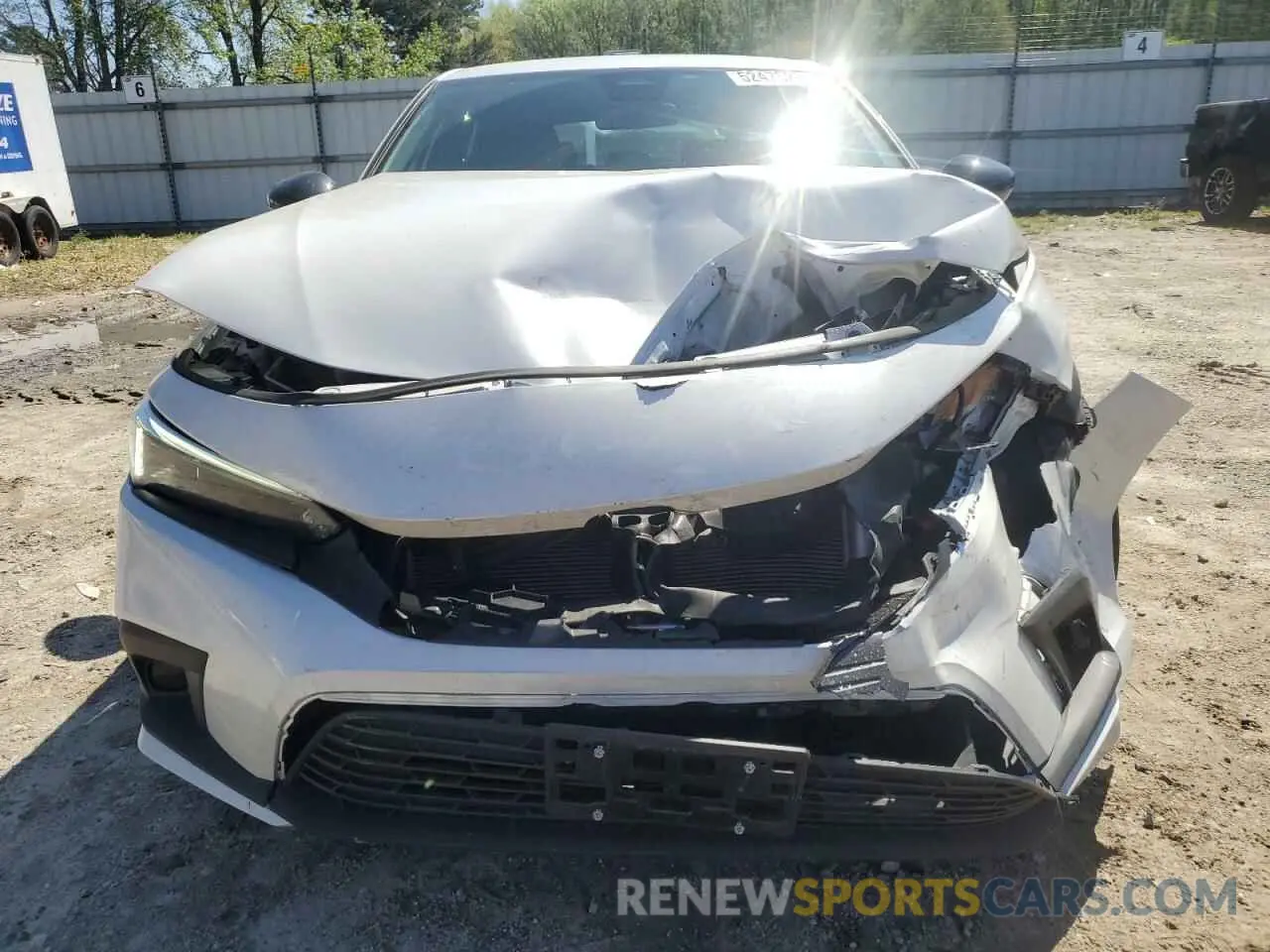 5 Photograph of a damaged car 19XFL2H83RE042156 HONDA CIVIC 2024