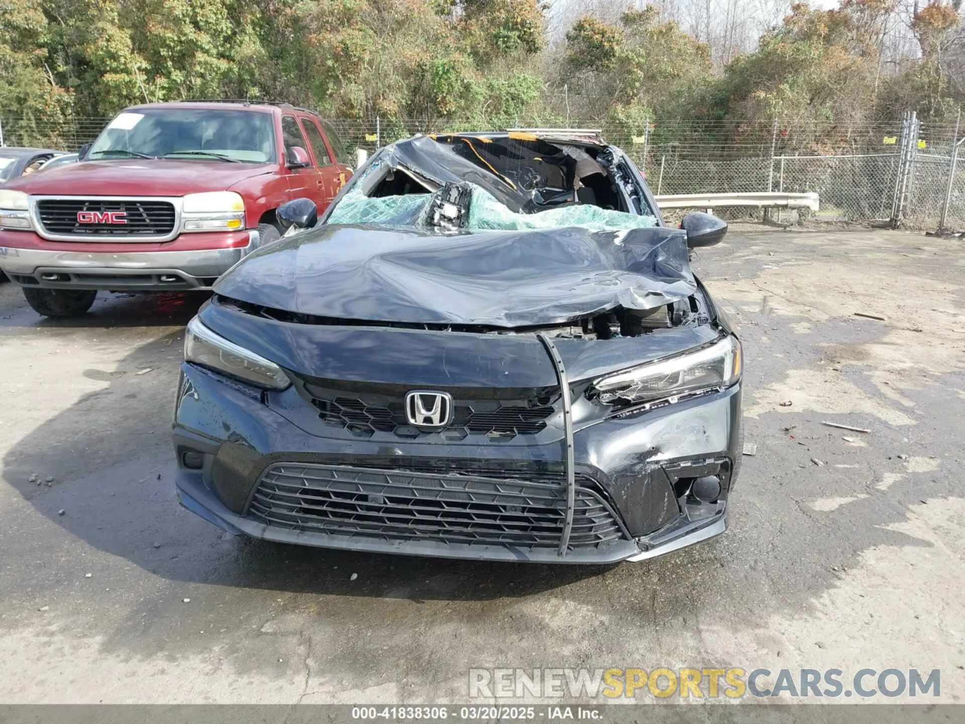 12 Photograph of a damaged car 19XFL2H86RE002380 HONDA CIVIC 2024