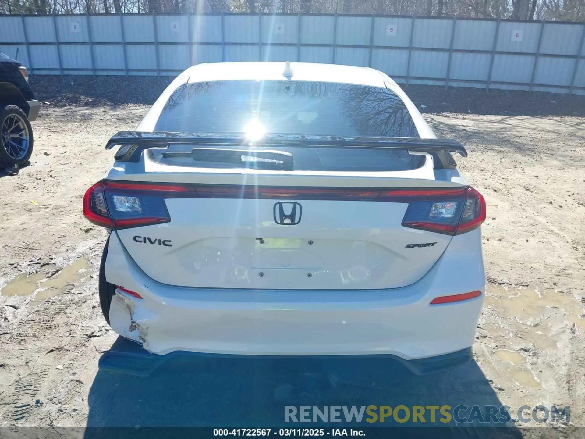 16 Фотография поврежденного автомобиля 19XFL2H86RE003481 HONDA CIVIC 2024