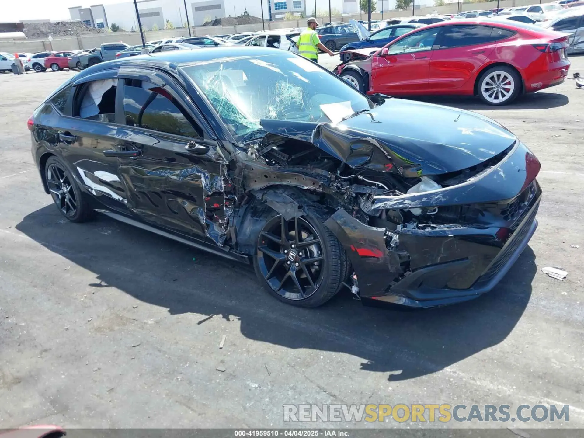 1 Photograph of a damaged car 19XFL2H86RE009250 HONDA CIVIC 2024
