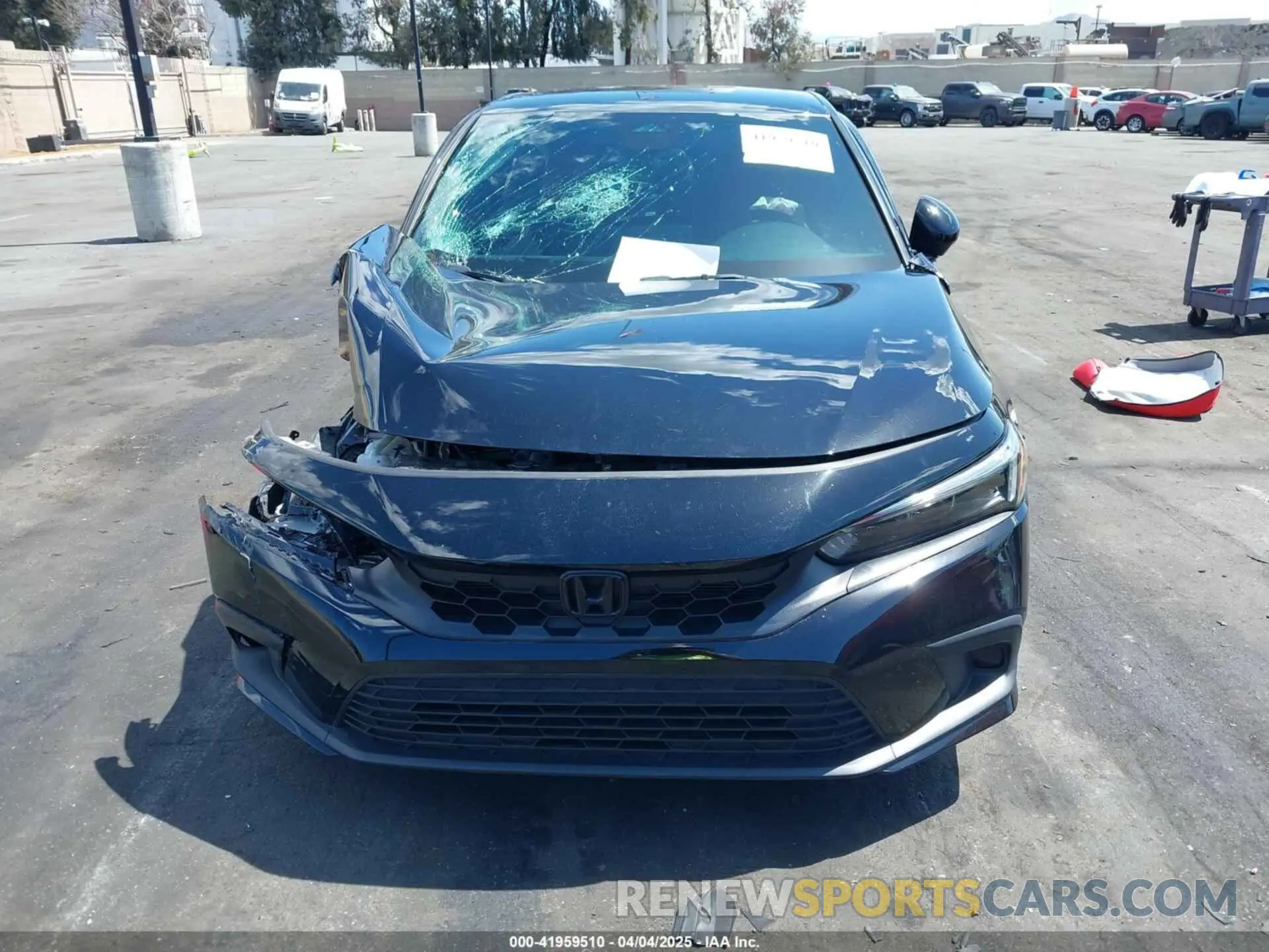 13 Photograph of a damaged car 19XFL2H86RE009250 HONDA CIVIC 2024