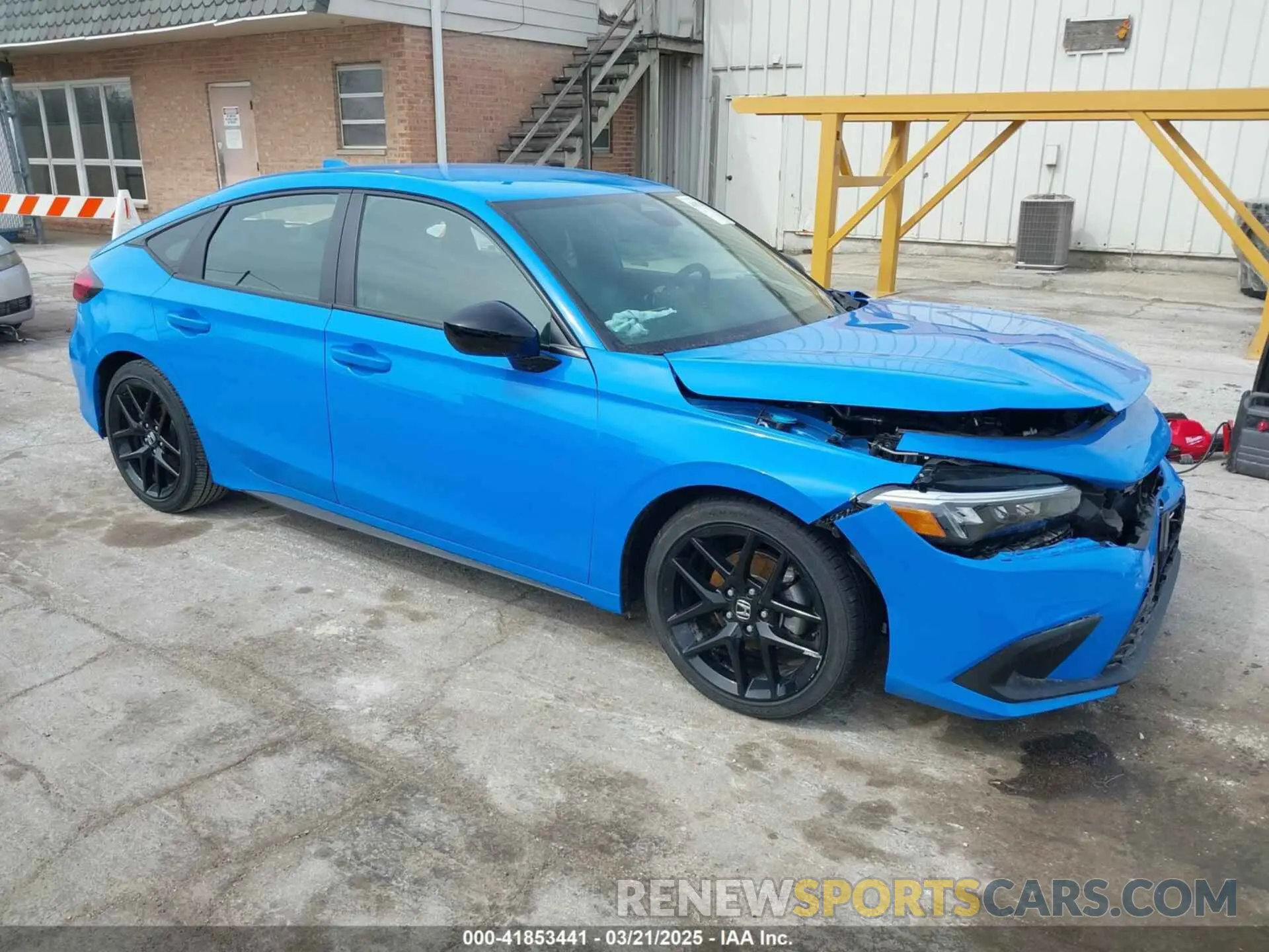 1 Photograph of a damaged car 19XFL2H86RE013640 HONDA CIVIC 2024