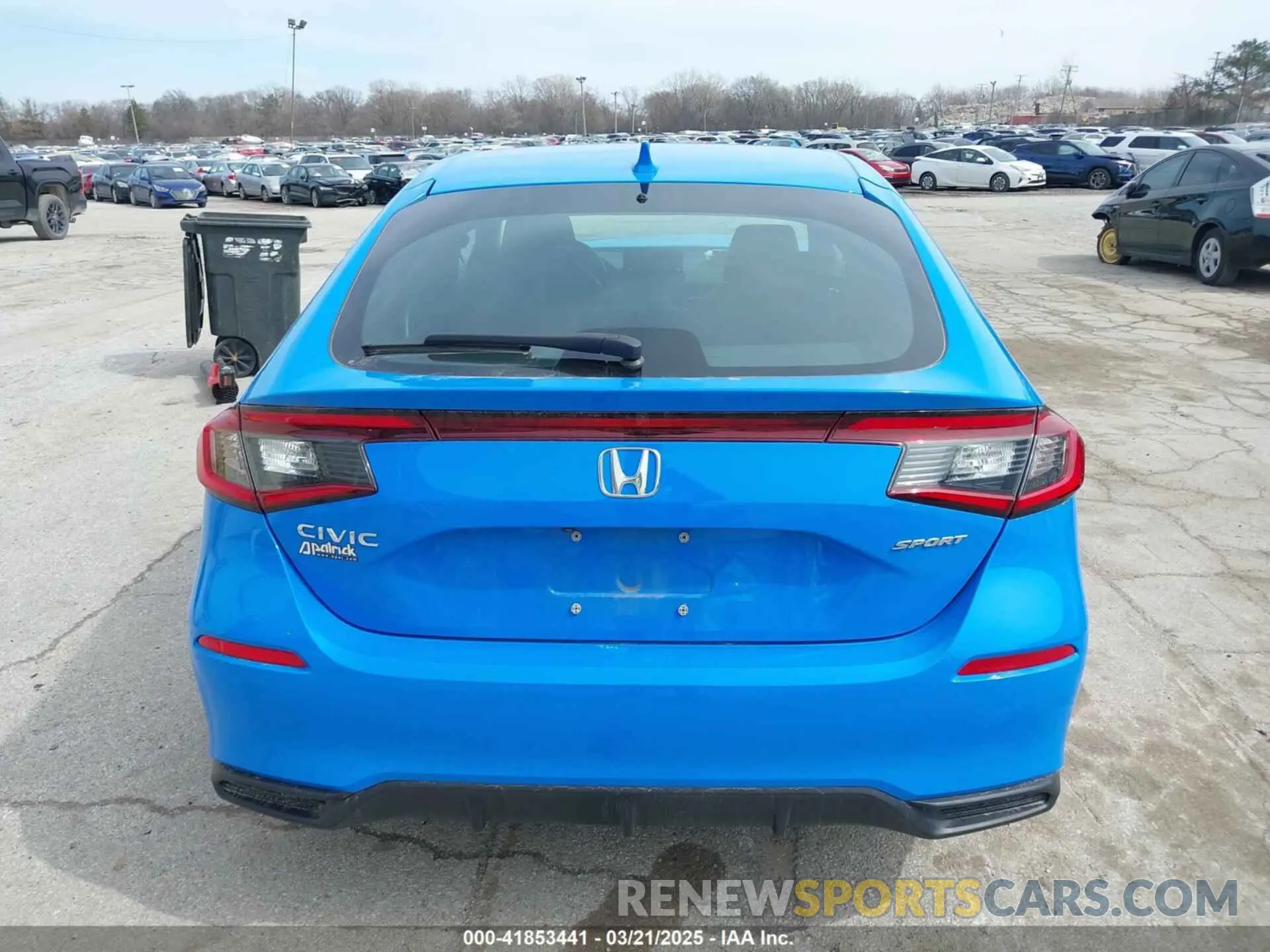 17 Photograph of a damaged car 19XFL2H86RE013640 HONDA CIVIC 2024