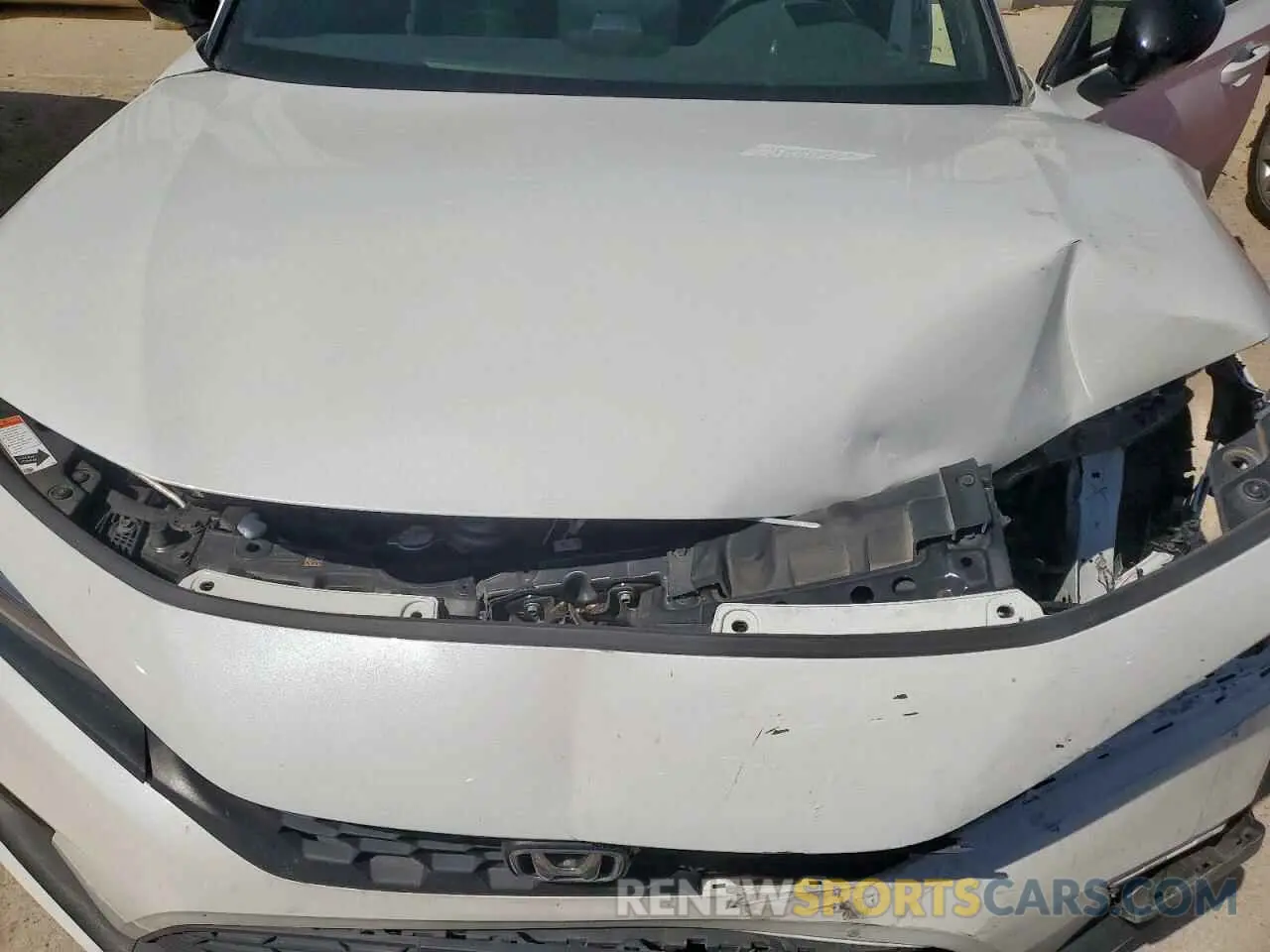 11 Photograph of a damaged car 19XFL2H86RE024847 HONDA CIVIC 2024