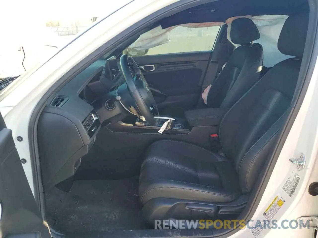 7 Photograph of a damaged car 19XFL2H86RE031586 HONDA CIVIC 2024