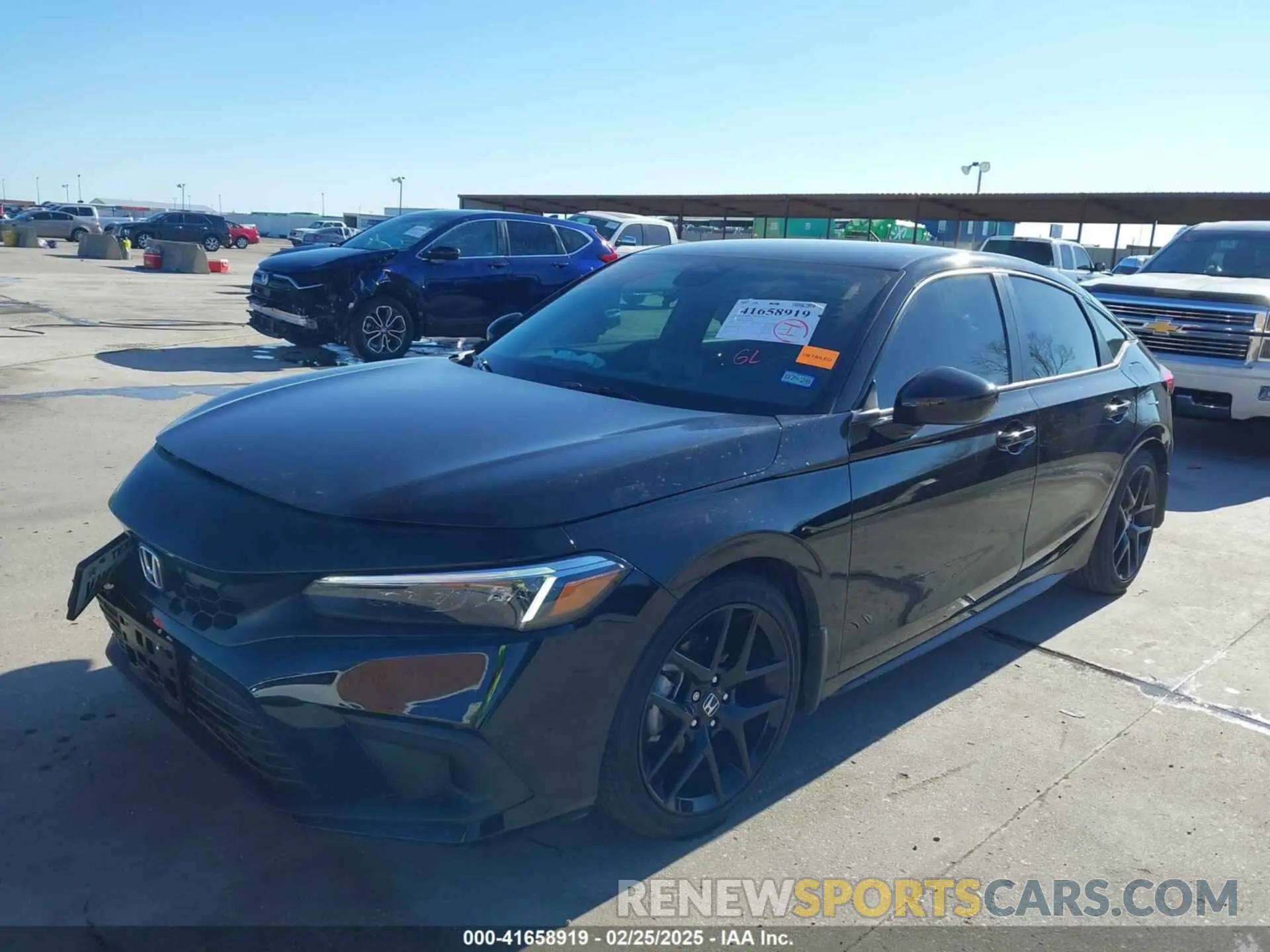 2 Photograph of a damaged car 19XFL2H87RE036666 HONDA CIVIC 2024