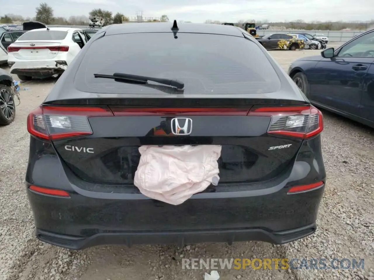 6 Photograph of a damaged car 19XFL2H88RE016717 HONDA CIVIC 2024