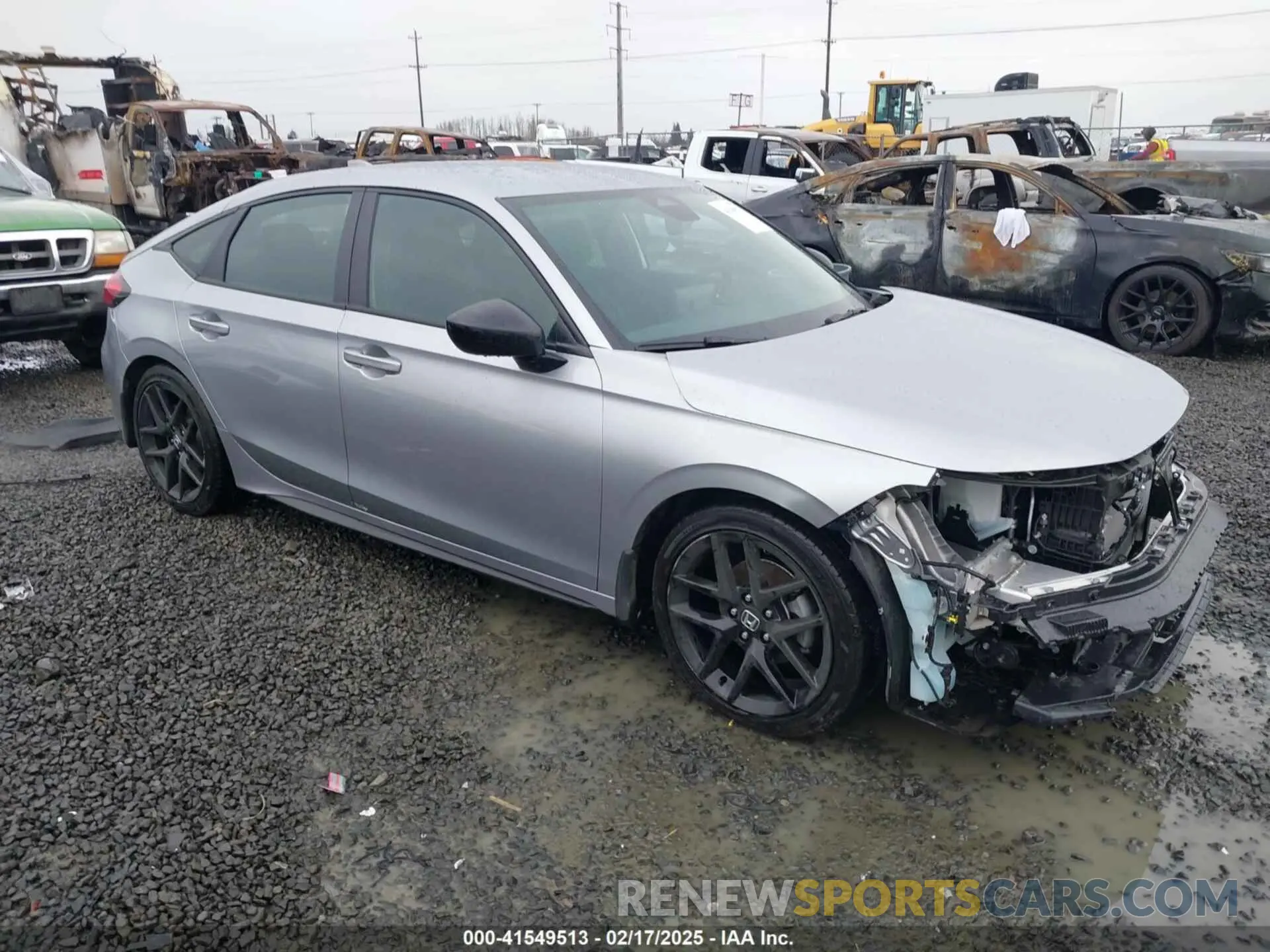 1 Photograph of a damaged car 19XFL2H88RE019097 HONDA CIVIC 2024