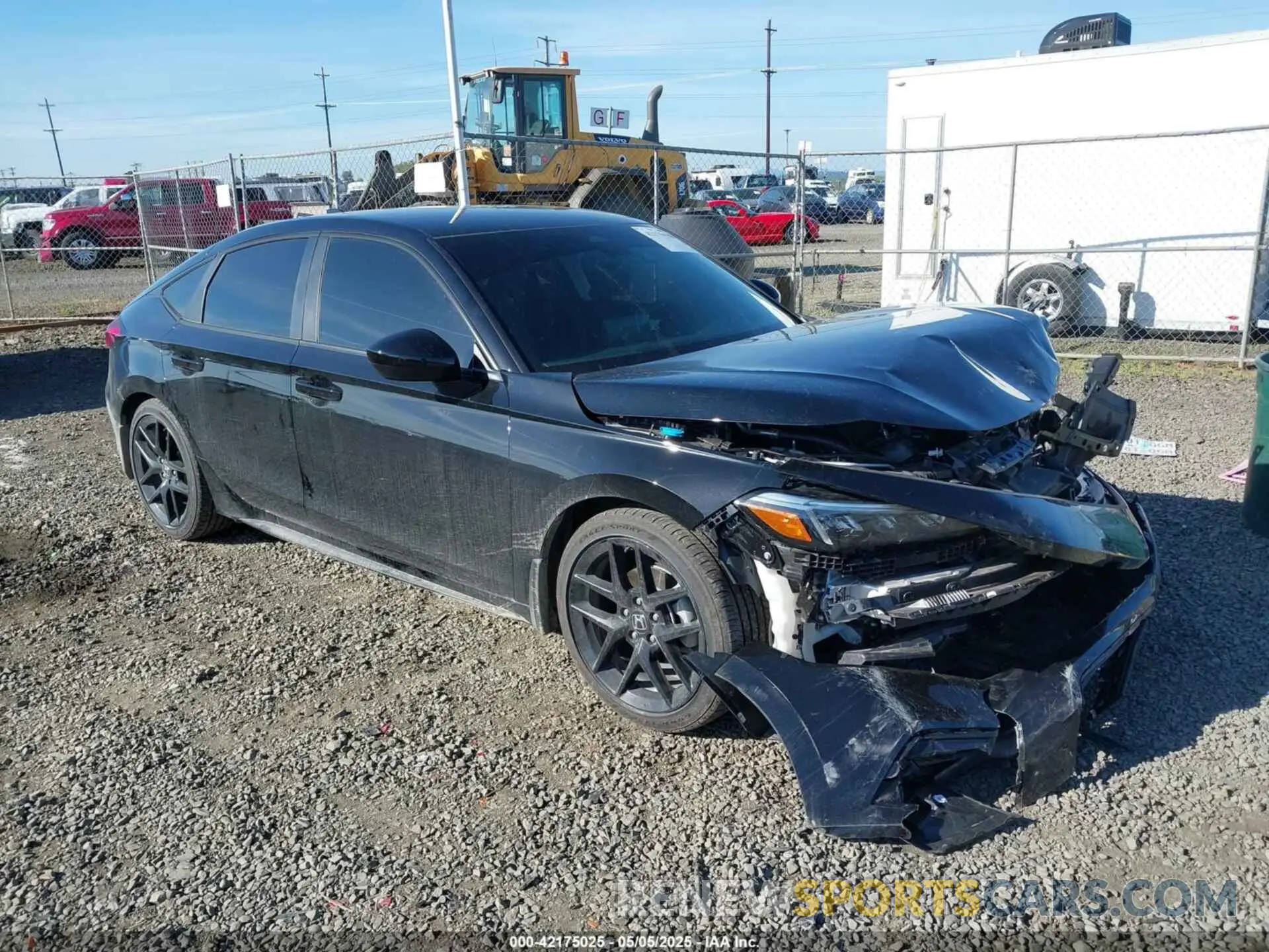 1 Photograph of a damaged car 19XFL2H88RE036675 HONDA CIVIC 2024