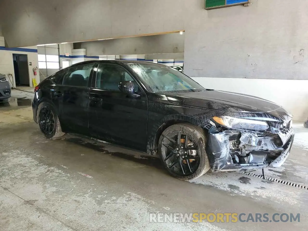 4 Photograph of a damaged car 19XFL2H89RE020307 HONDA CIVIC 2024