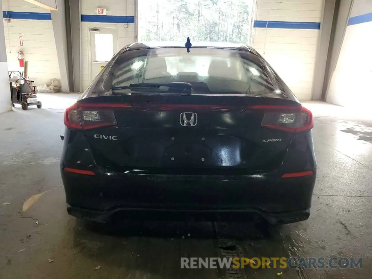 6 Photograph of a damaged car 19XFL2H89RE020307 HONDA CIVIC 2024
