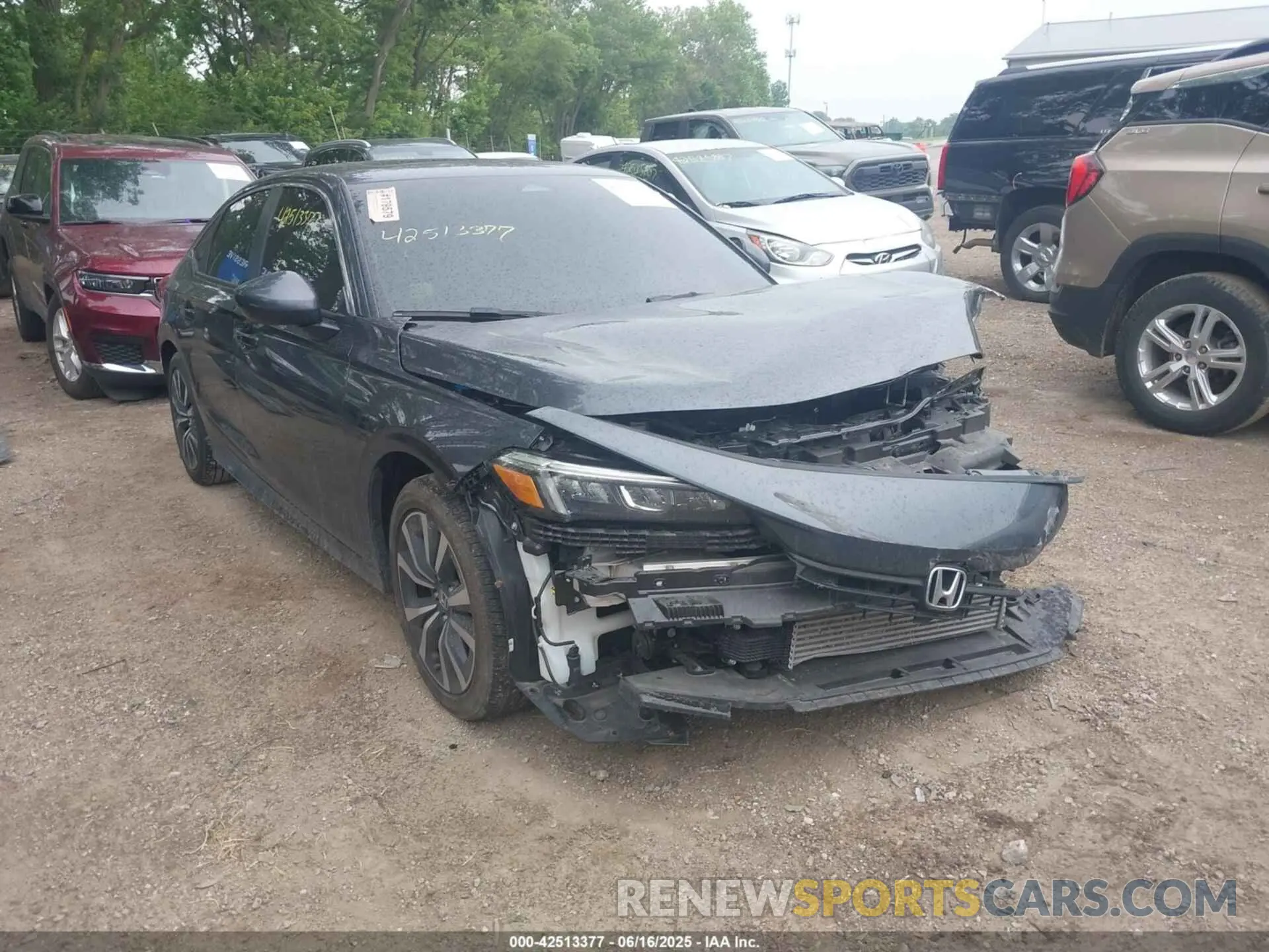1 Photograph of a damaged car 2HGFE1F71RH303773 HONDA CIVIC 2024