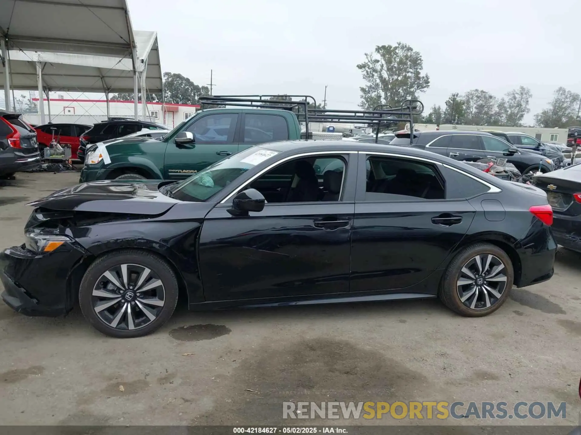 13 Photograph of a damaged car 2HGFE1F72RH322106 HONDA CIVIC 2024