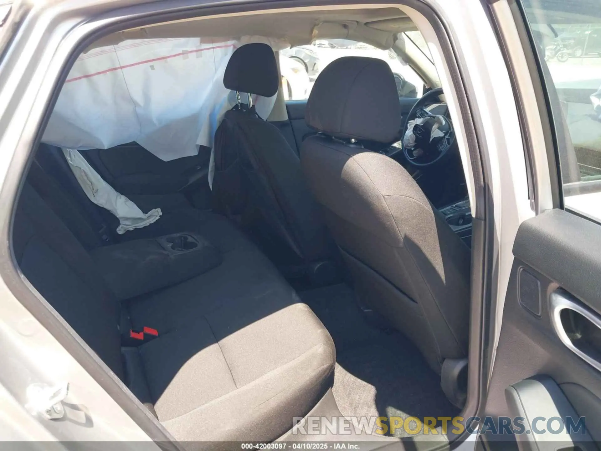 8 Фотография поврежденного автомобиля 2HGFE1F73RH312457 HONDA CIVIC 2024