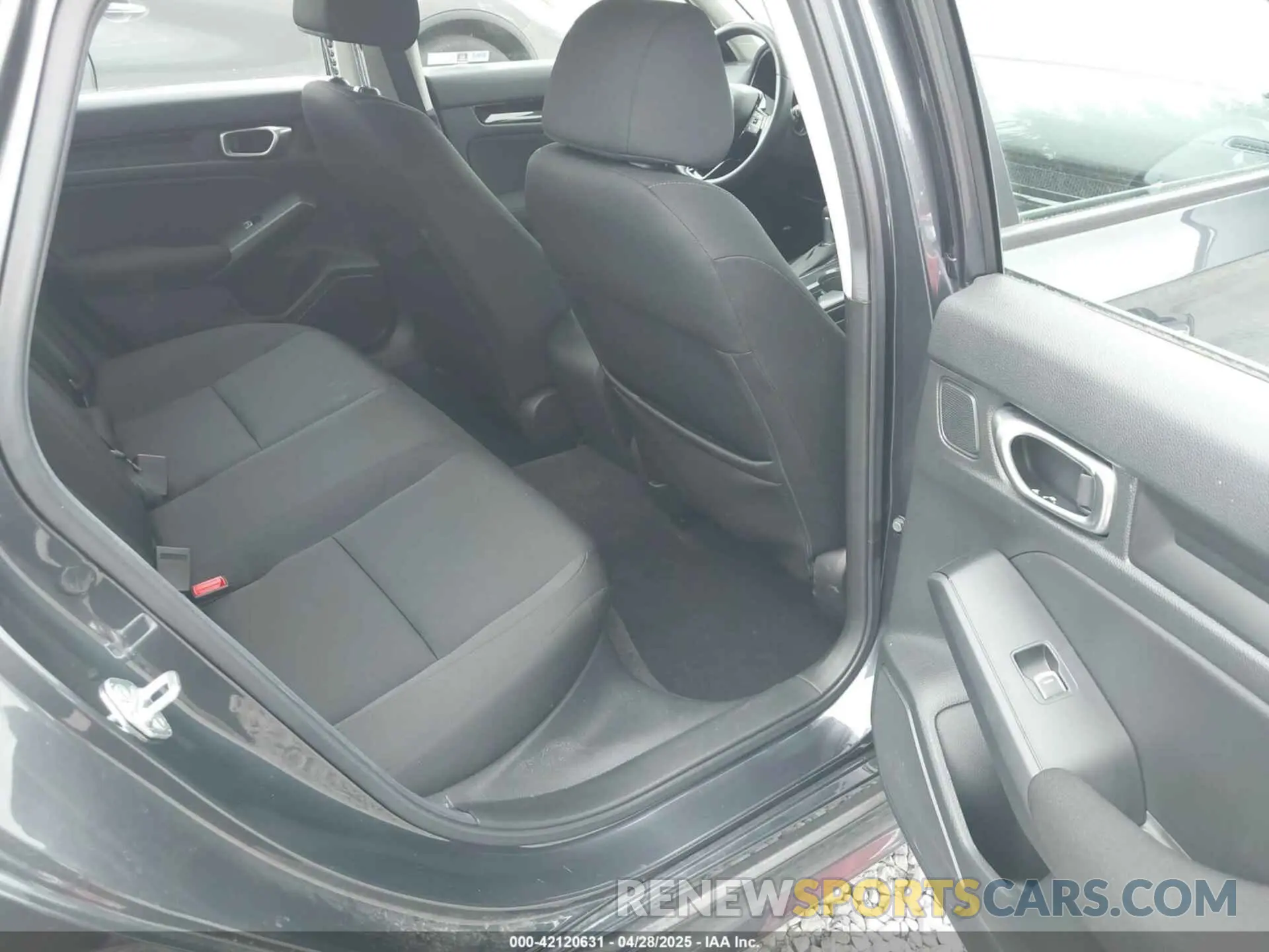 8 Фотография поврежденного автомобиля 2HGFE1F73RH315892 HONDA CIVIC 2024