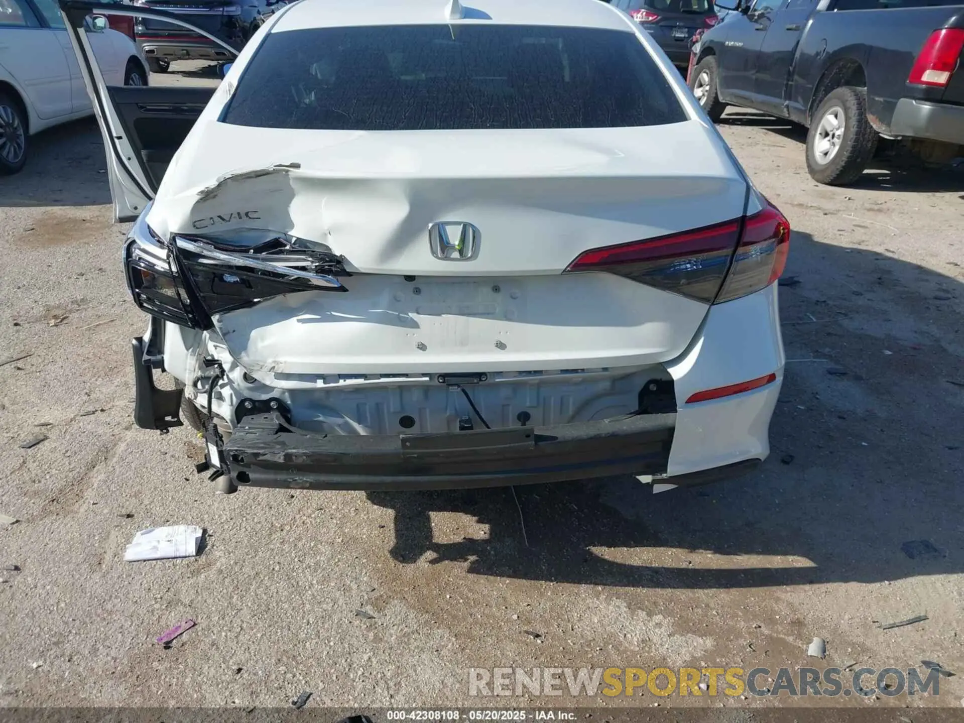 6 Photograph of a damaged car 2HGFE1F74RH304514 HONDA CIVIC 2024