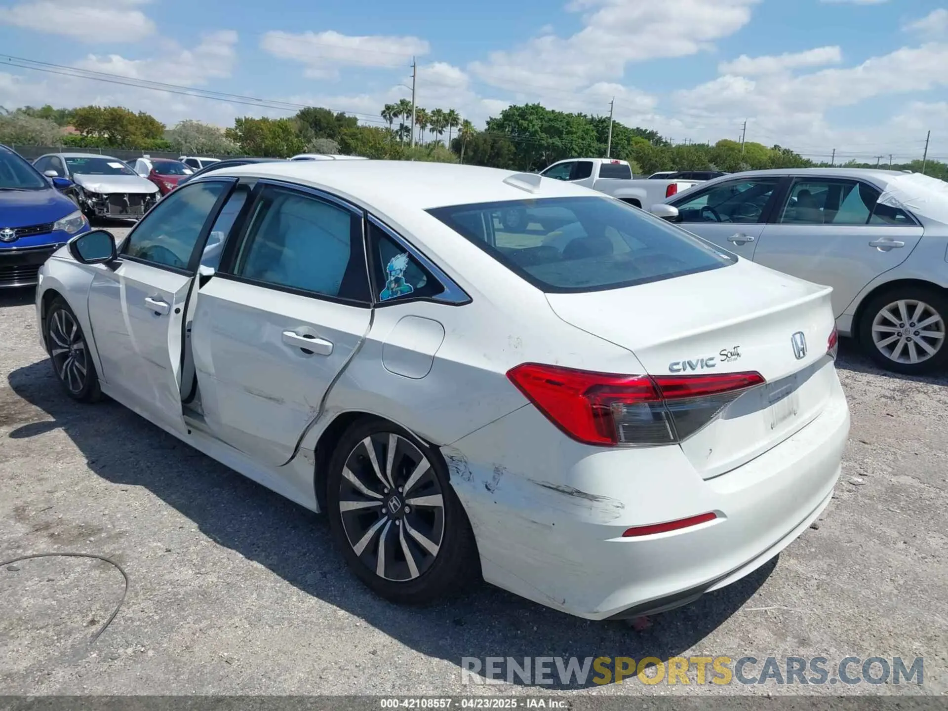 3 Photograph of a damaged car 2HGFE1F74RH305940 HONDA CIVIC 2024