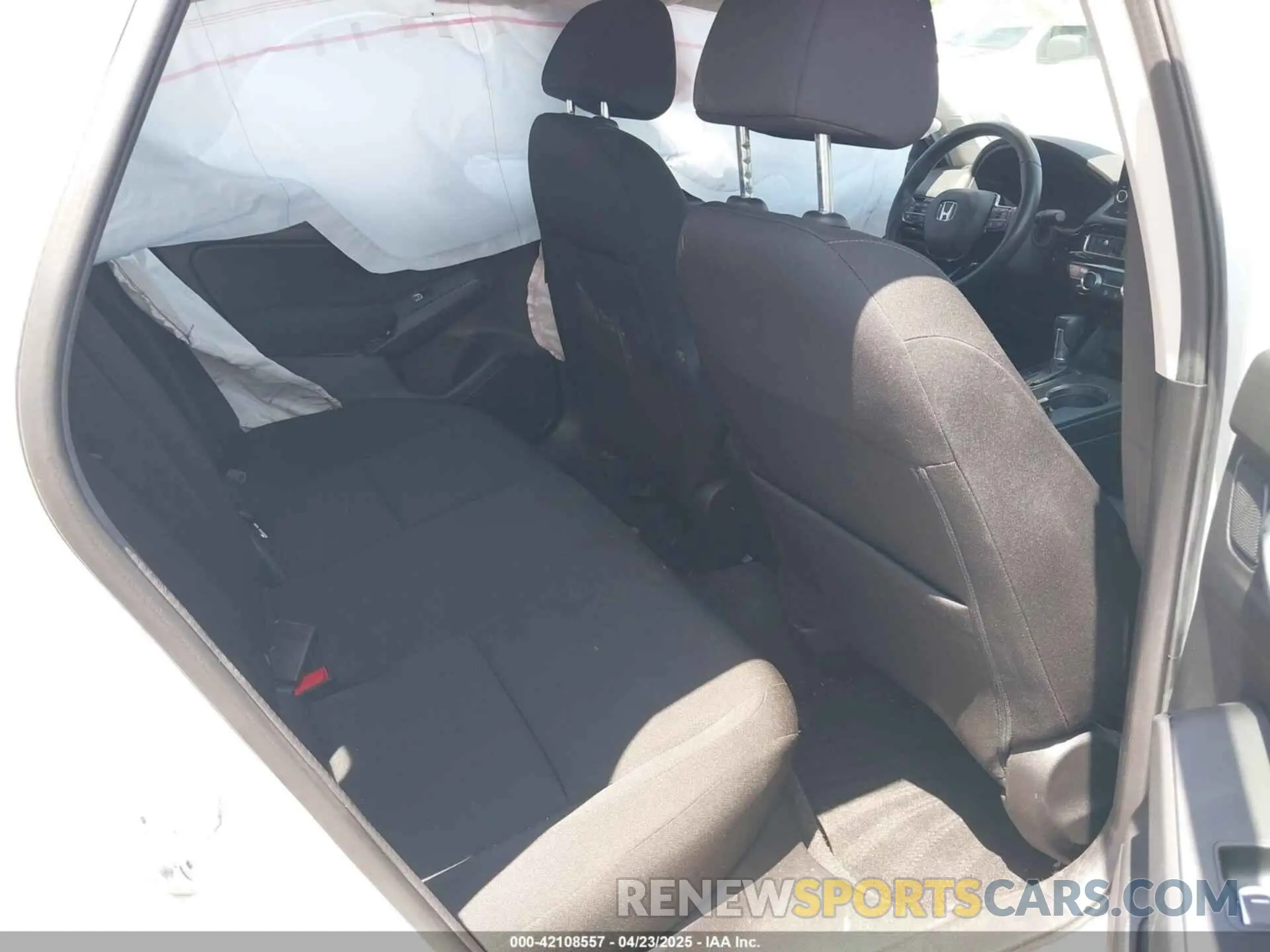 8 Photograph of a damaged car 2HGFE1F74RH305940 HONDA CIVIC 2024