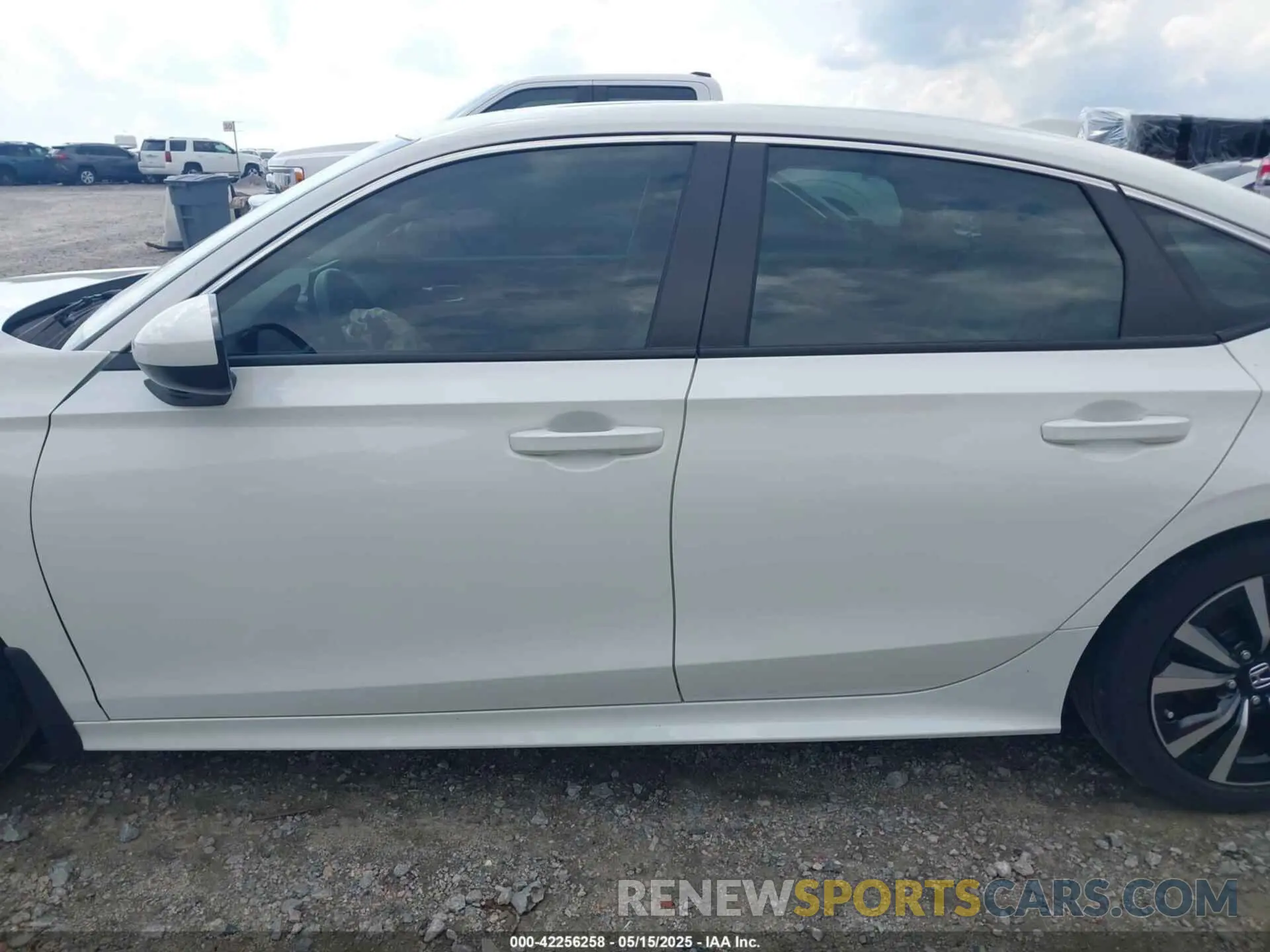 14 Фотография поврежденного автомобиля 2HGFE1F76RH304286 HONDA CIVIC 2024