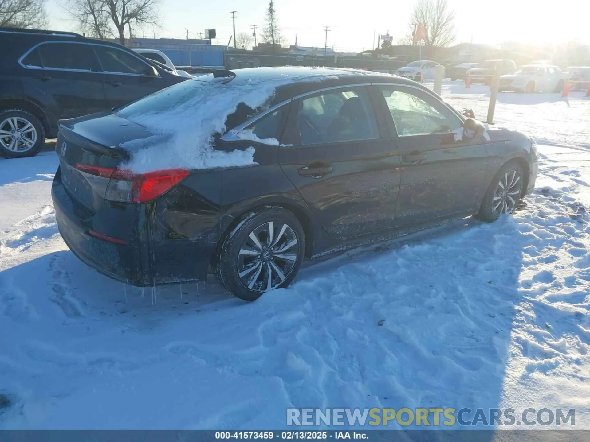 4 Фотография поврежденного автомобиля 2HGFE1F76RH312680 HONDA CIVIC 2024