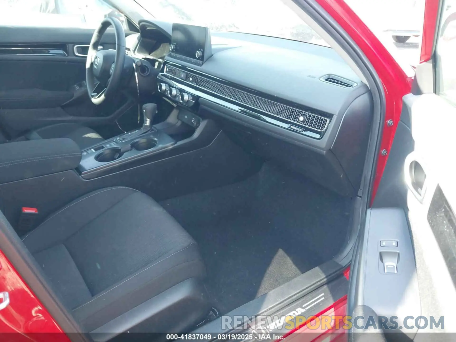 5 Photograph of a damaged car 2HGFE1F79RH306694 HONDA CIVIC 2024