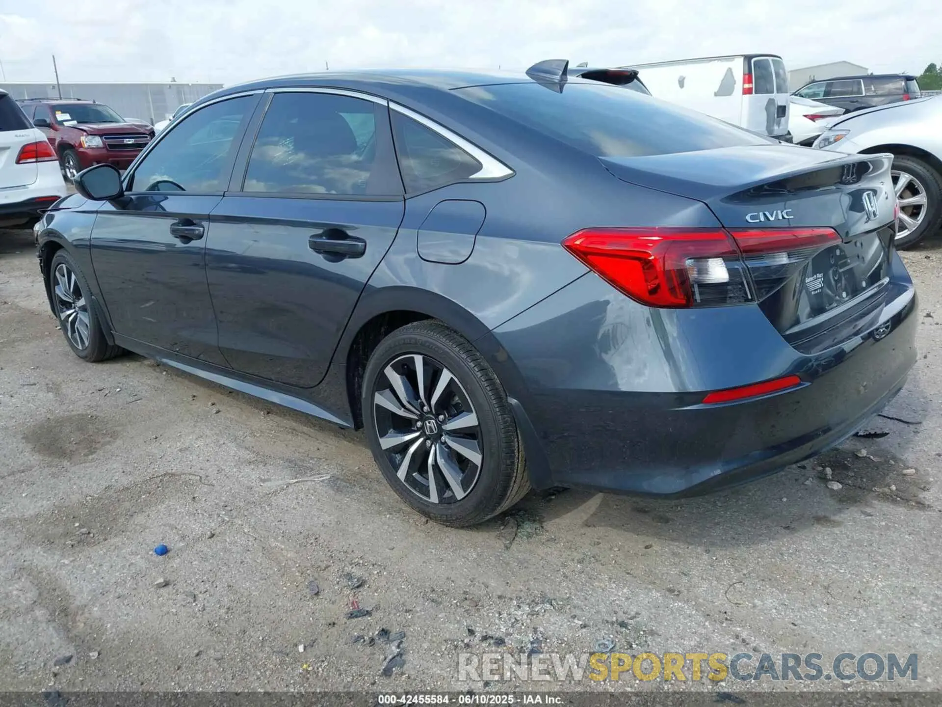 3 Photograph of a damaged car 2HGFE1F7XRH315873 HONDA CIVIC 2024