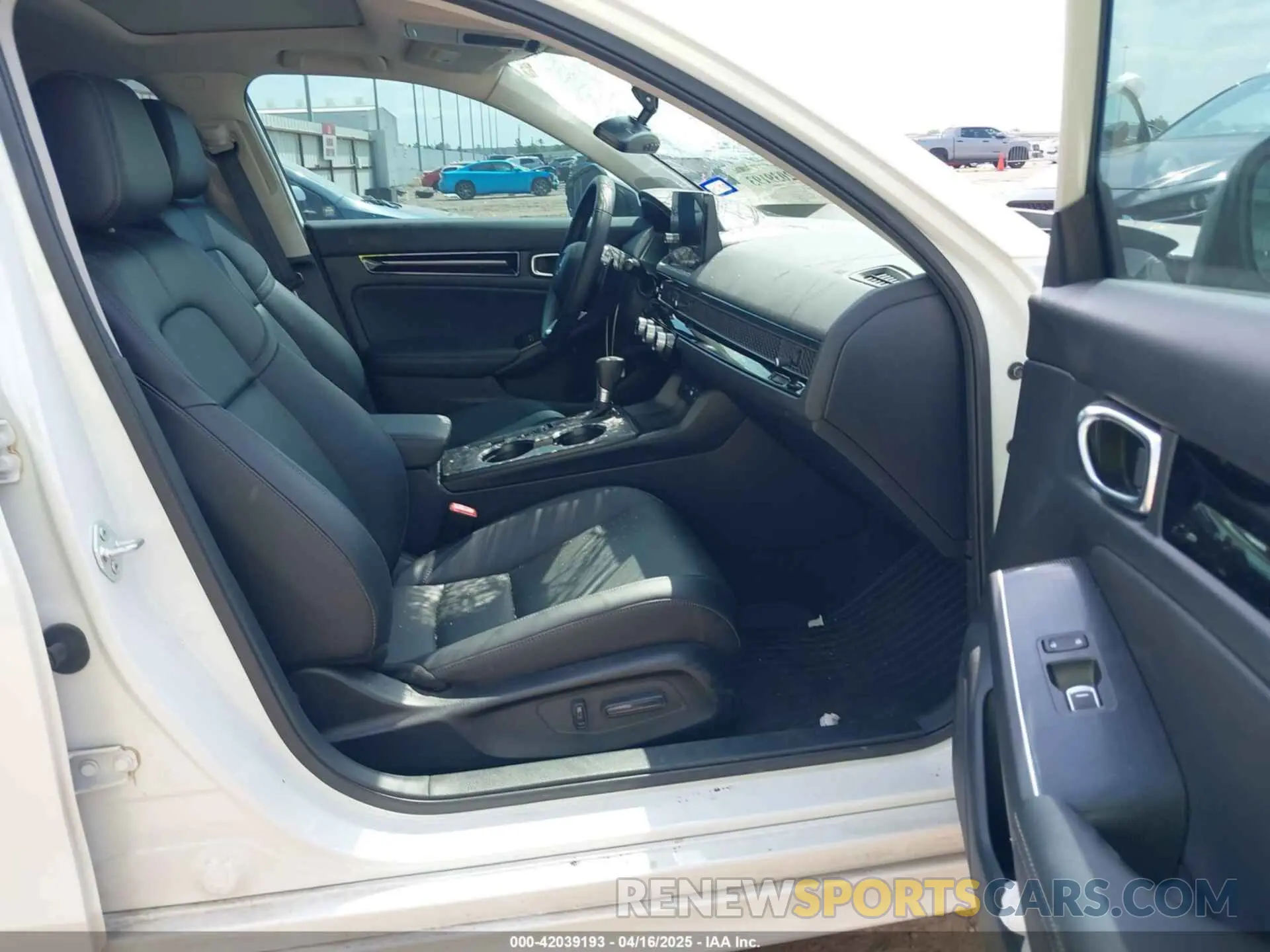 5 Фотография поврежденного автомобиля 2HGFE1F90RH341254 HONDA CIVIC 2024