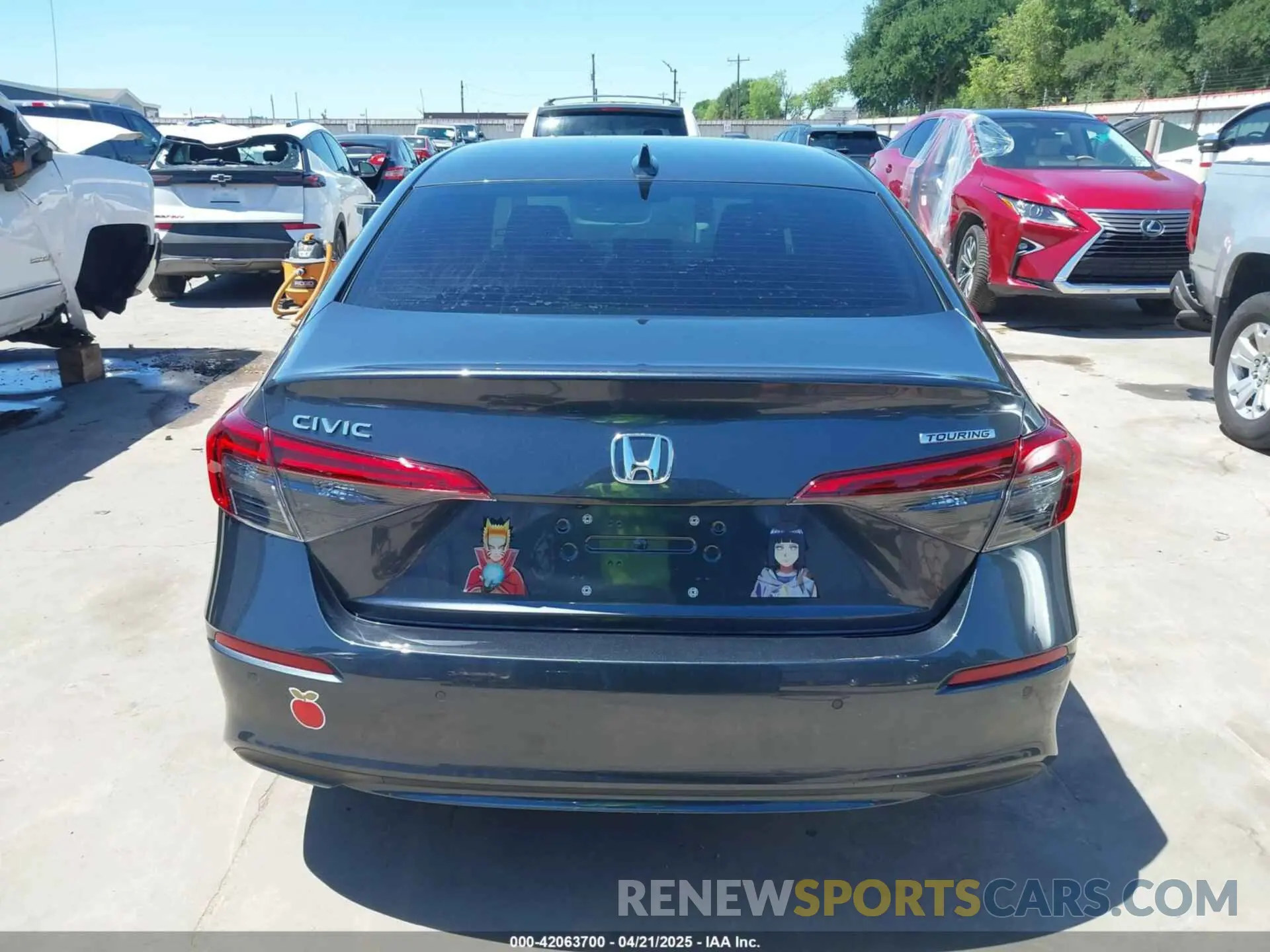 19 Photograph of a damaged car 2HGFE1F92RH310118 HONDA CIVIC 2024