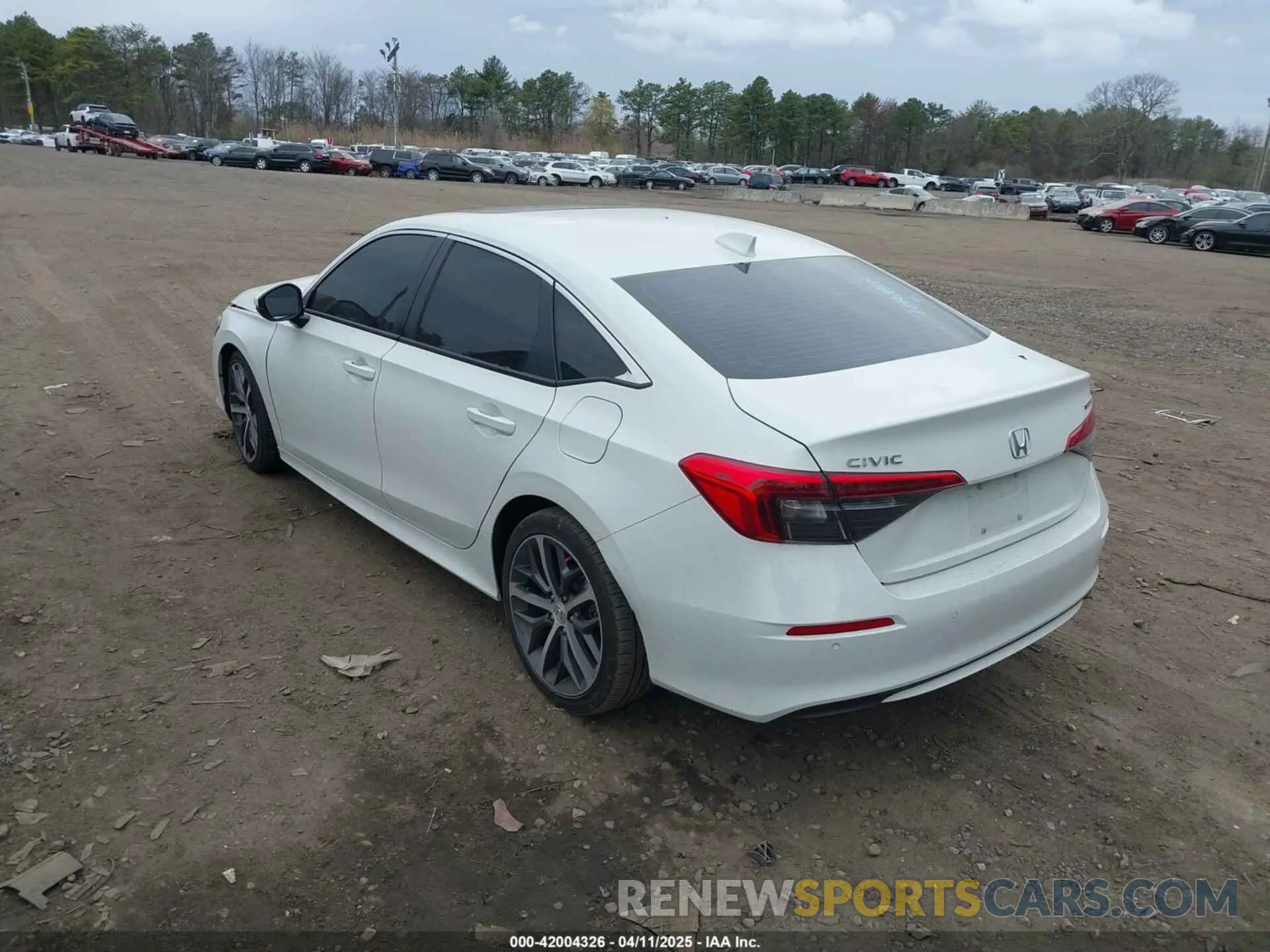 3 Фотография поврежденного автомобиля 2HGFE1F93RH317661 HONDA CIVIC 2024