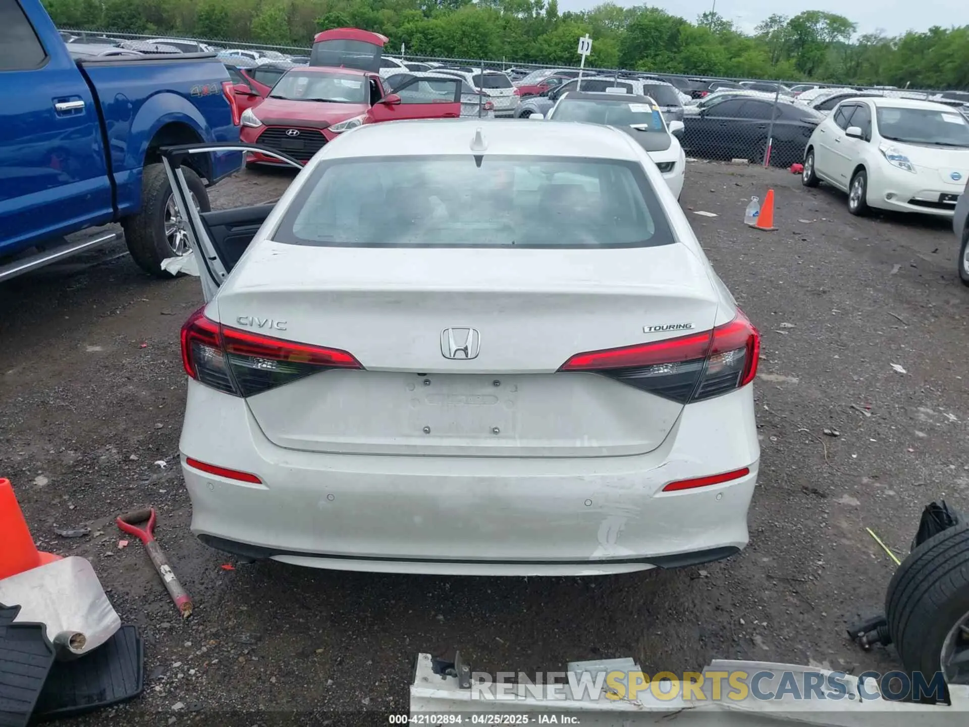 16 Photograph of a damaged car 2HGFE1F93RH341247 HONDA CIVIC 2024