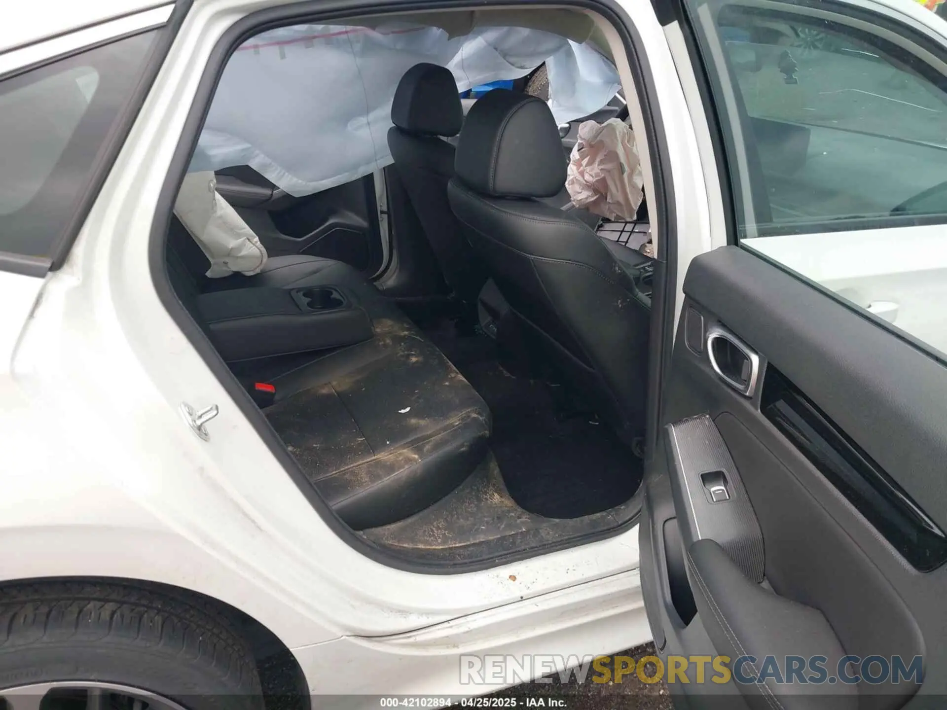 8 Photograph of a damaged car 2HGFE1F93RH341247 HONDA CIVIC 2024