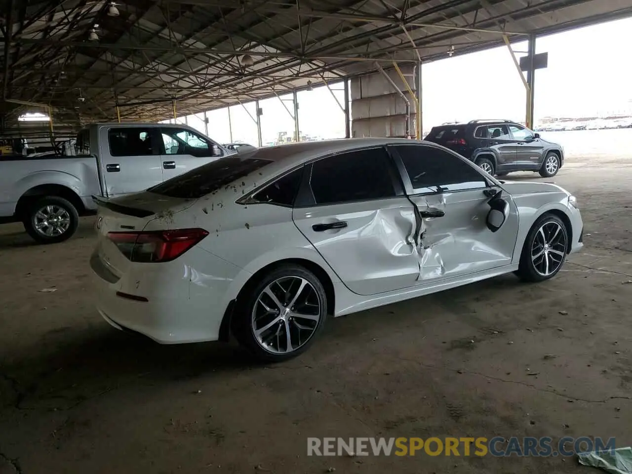 3 Photograph of a damaged car 2HGFE1F94RH318141 HONDA CIVIC 2024