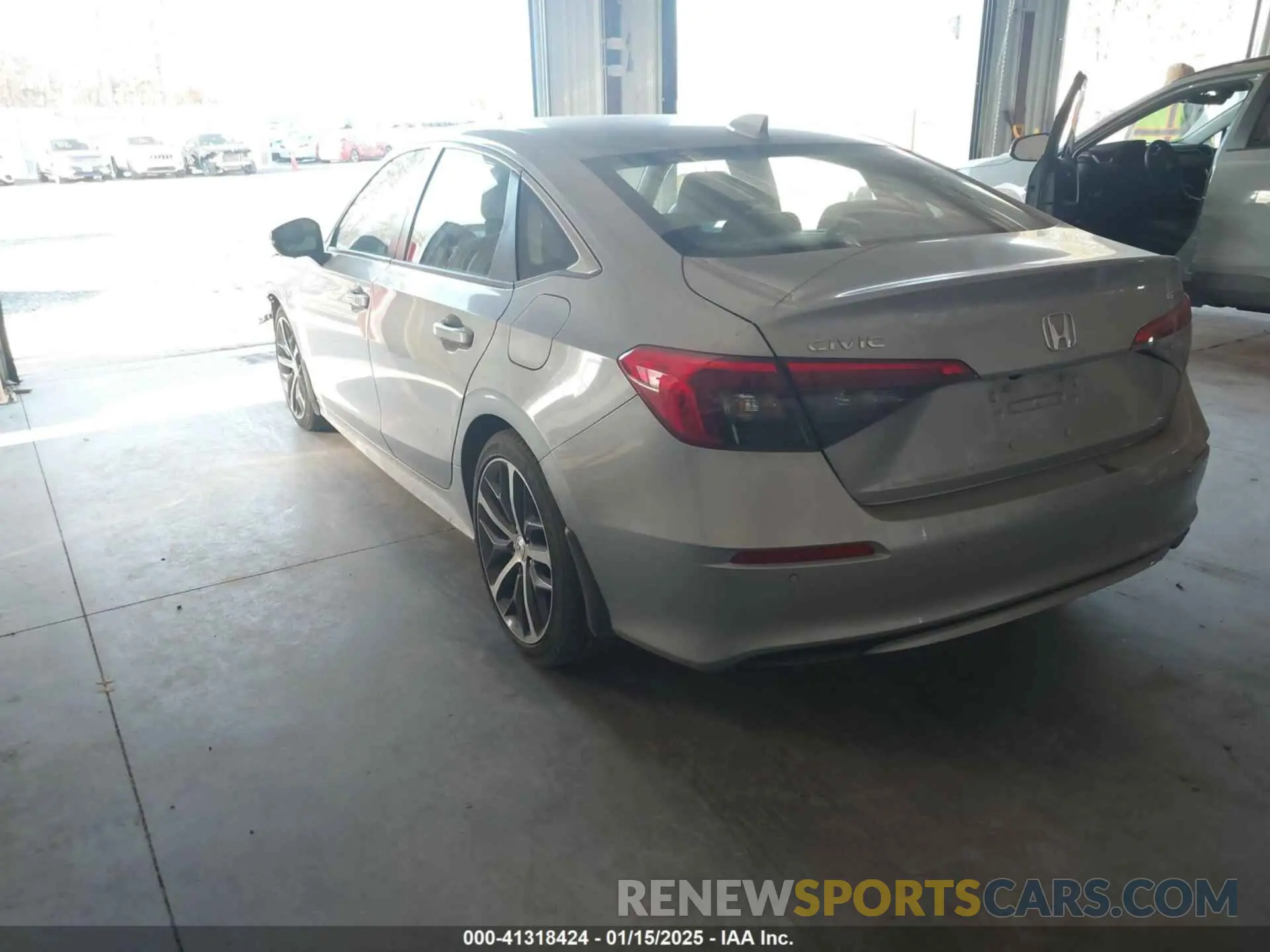 3 Фотография поврежденного автомобиля 2HGFE1F94RH329995 HONDA CIVIC 2024
