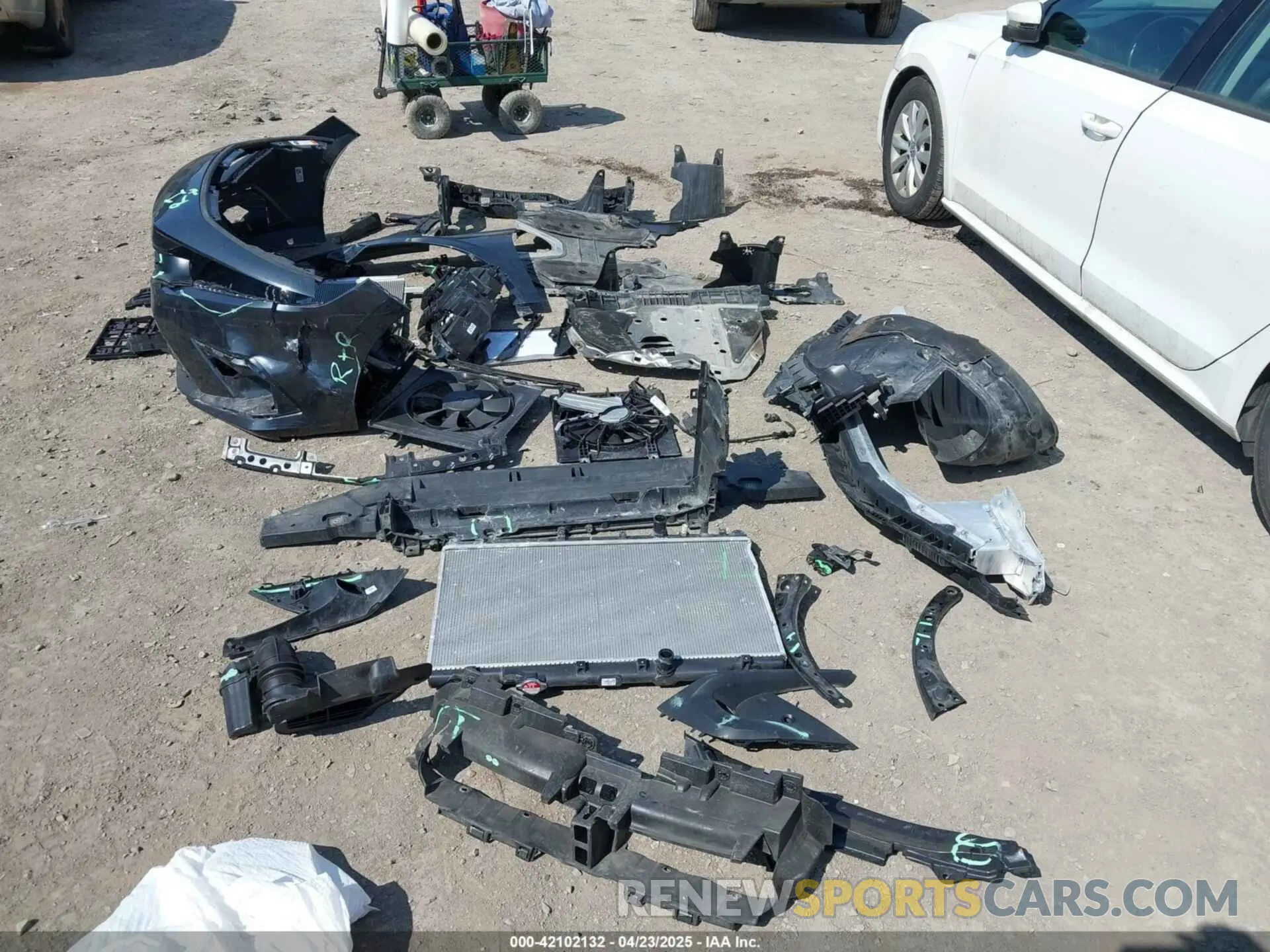 12 Photograph of a damaged car 2HGFE1F96RH322661 HONDA CIVIC 2024
