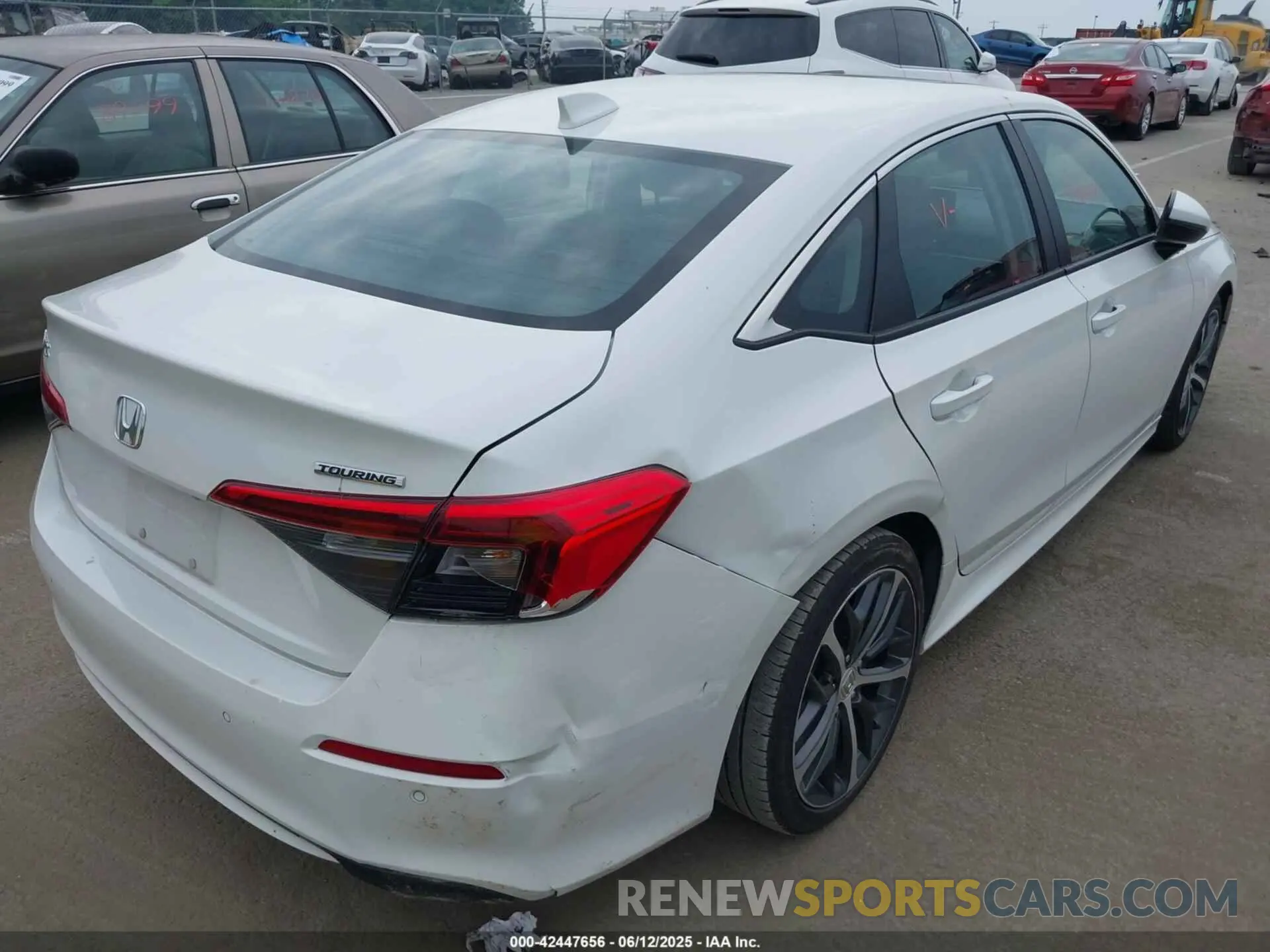 13 Photograph of a damaged car 2HGFE1F97RH332020 HONDA CIVIC 2024