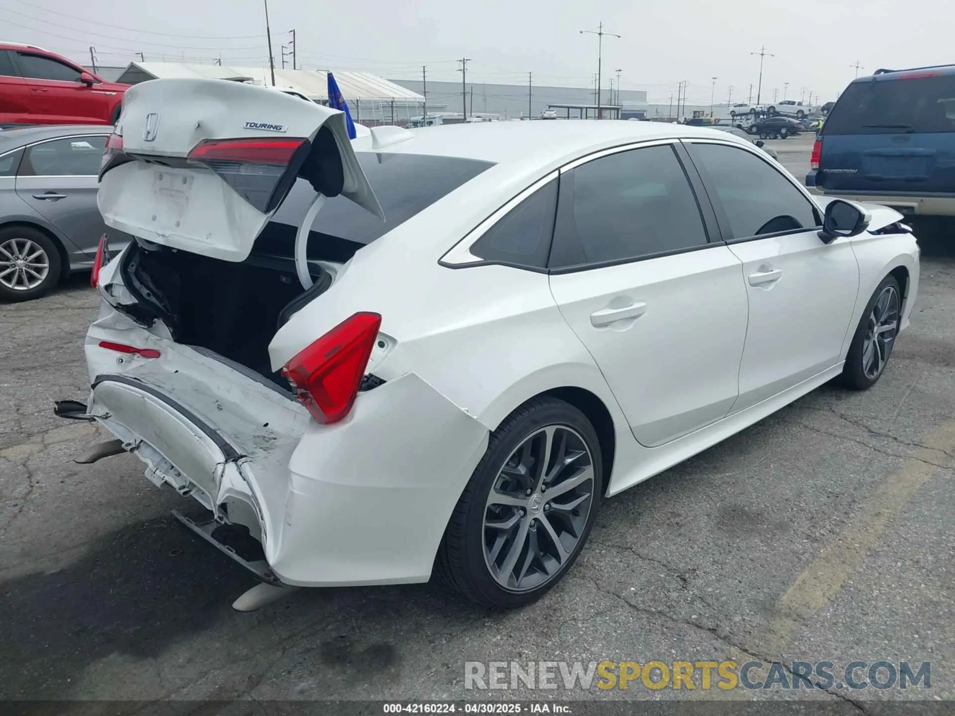 4 Фотография поврежденного автомобиля 2HGFE1F98RH330115 HONDA CIVIC 2024