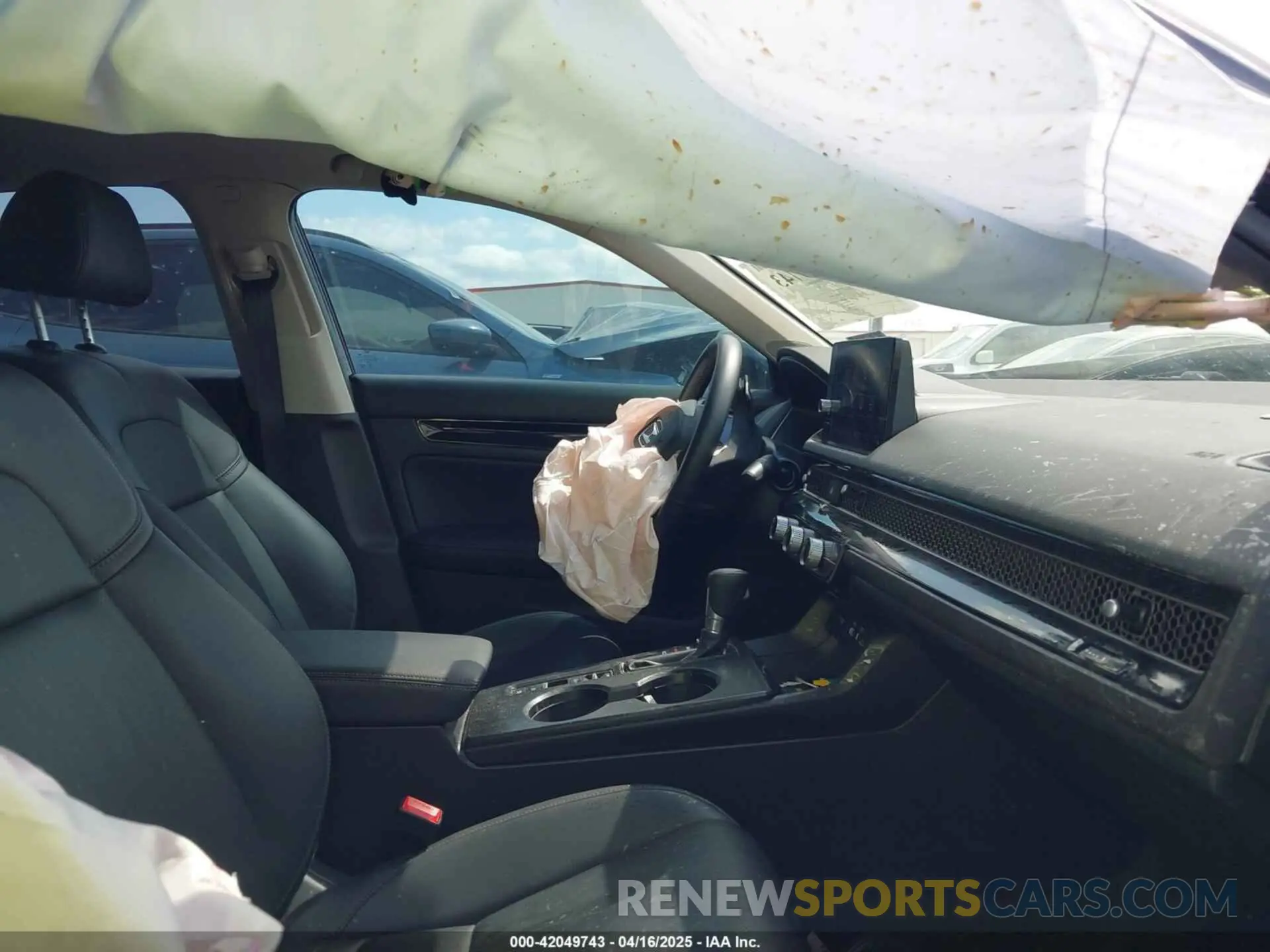5 Photograph of a damaged car 2HGFE1F9XRH310819 HONDA CIVIC 2024