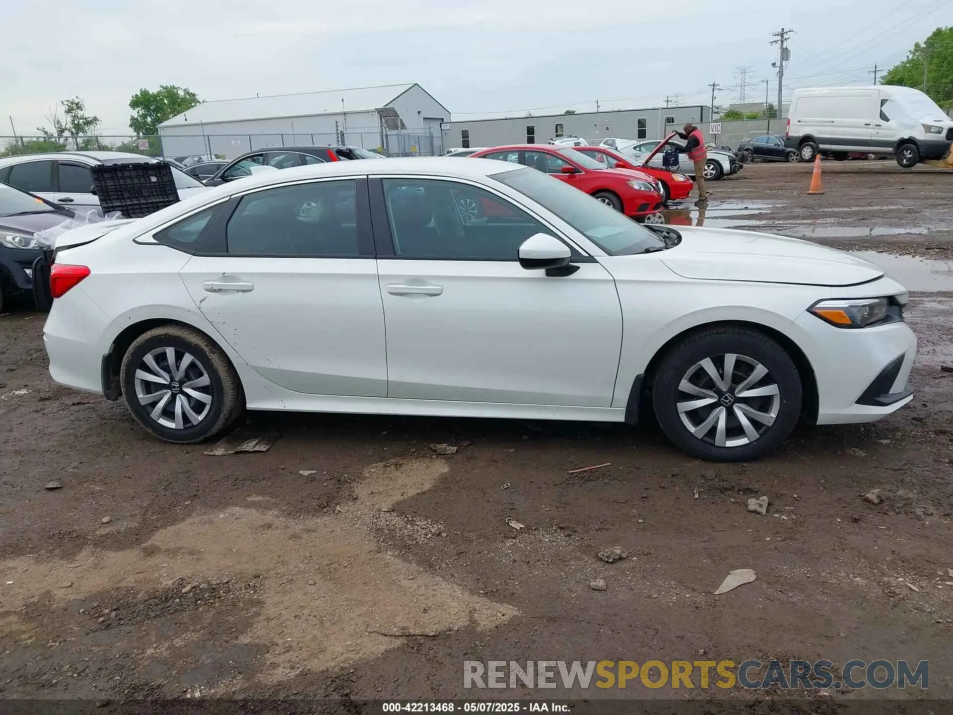 13 Photograph of a damaged car 2HGFE2F20RH523593 HONDA CIVIC 2024