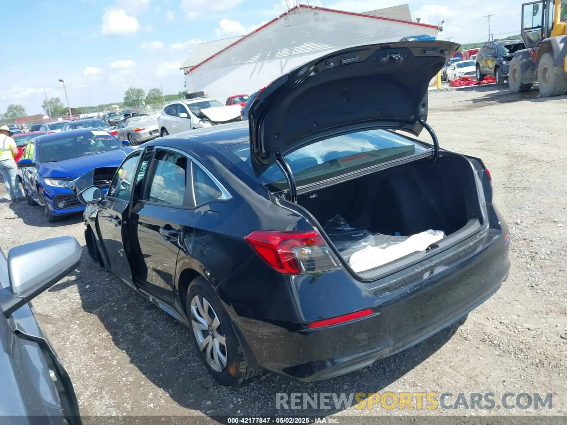 3 Фотография поврежденного автомобиля 2HGFE2F24RH561327 HONDA CIVIC 2024
