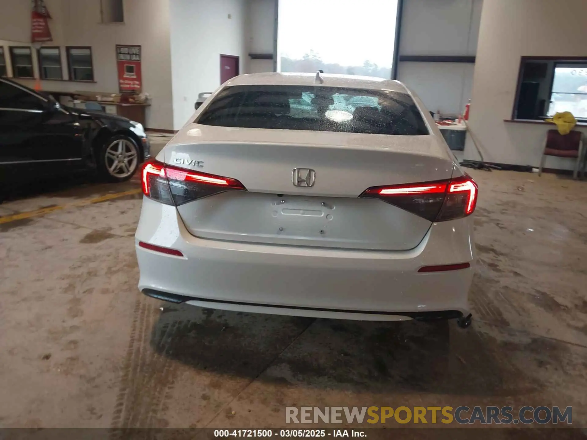 16 Фотография поврежденного автомобиля 2HGFE2F24RH570352 HONDA CIVIC 2024