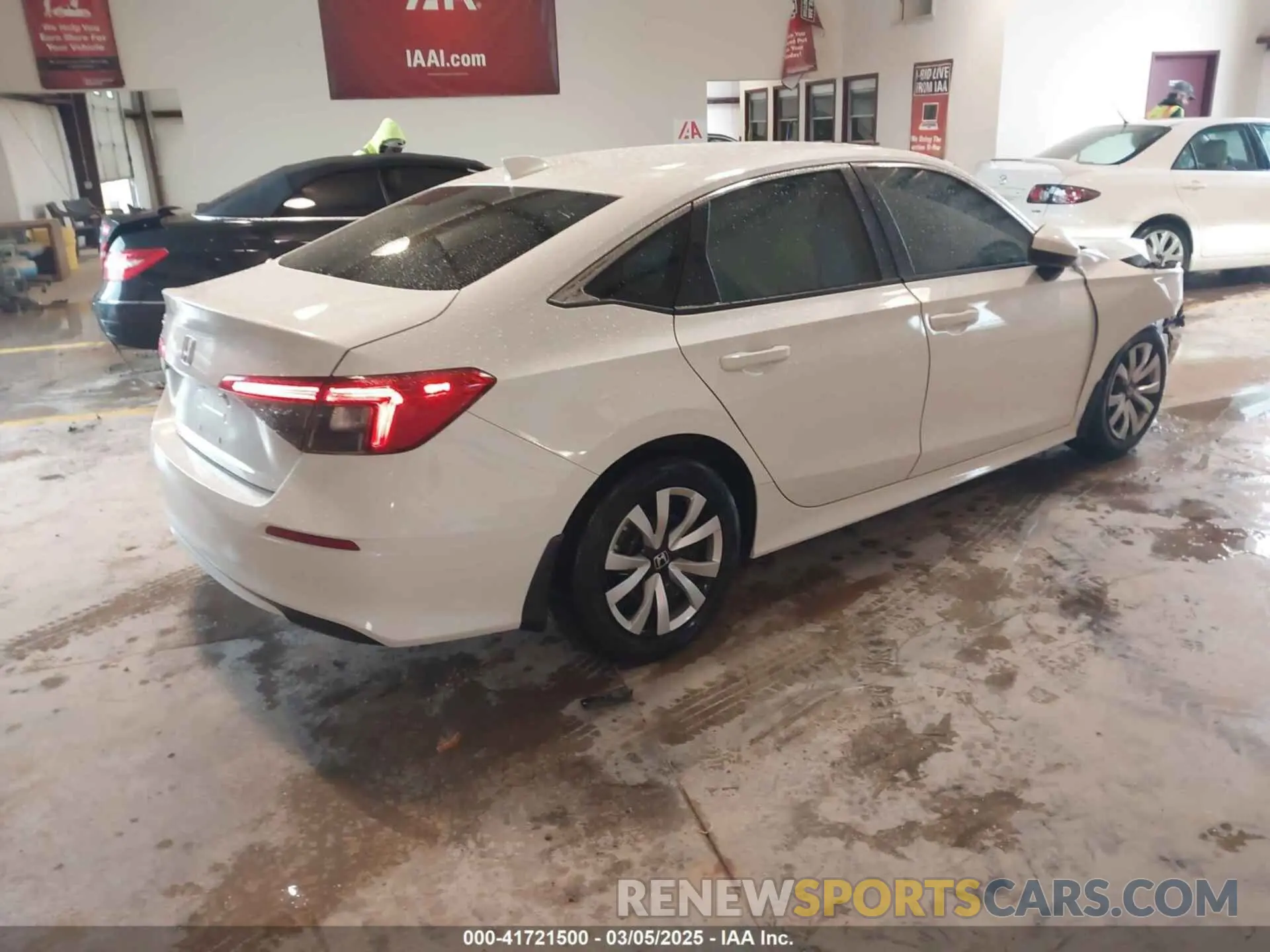 4 Фотография поврежденного автомобиля 2HGFE2F24RH570352 HONDA CIVIC 2024