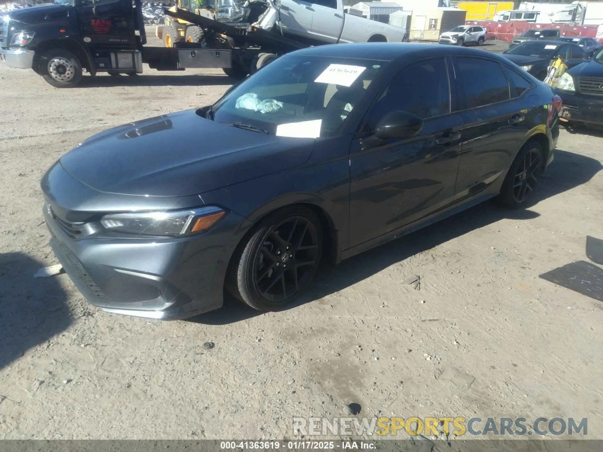 2 Фотография поврежденного автомобиля 2HGFE2F50RH530019 HONDA CIVIC 2024