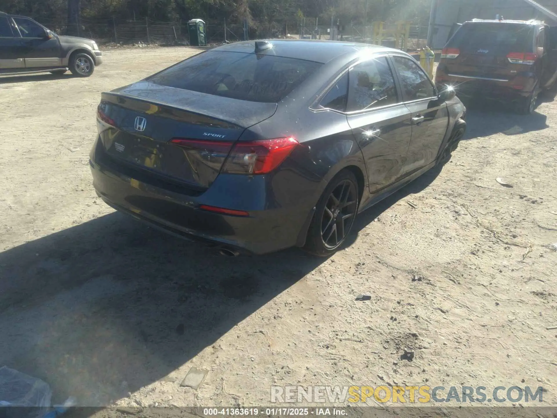 4 Фотография поврежденного автомобиля 2HGFE2F50RH530019 HONDA CIVIC 2024